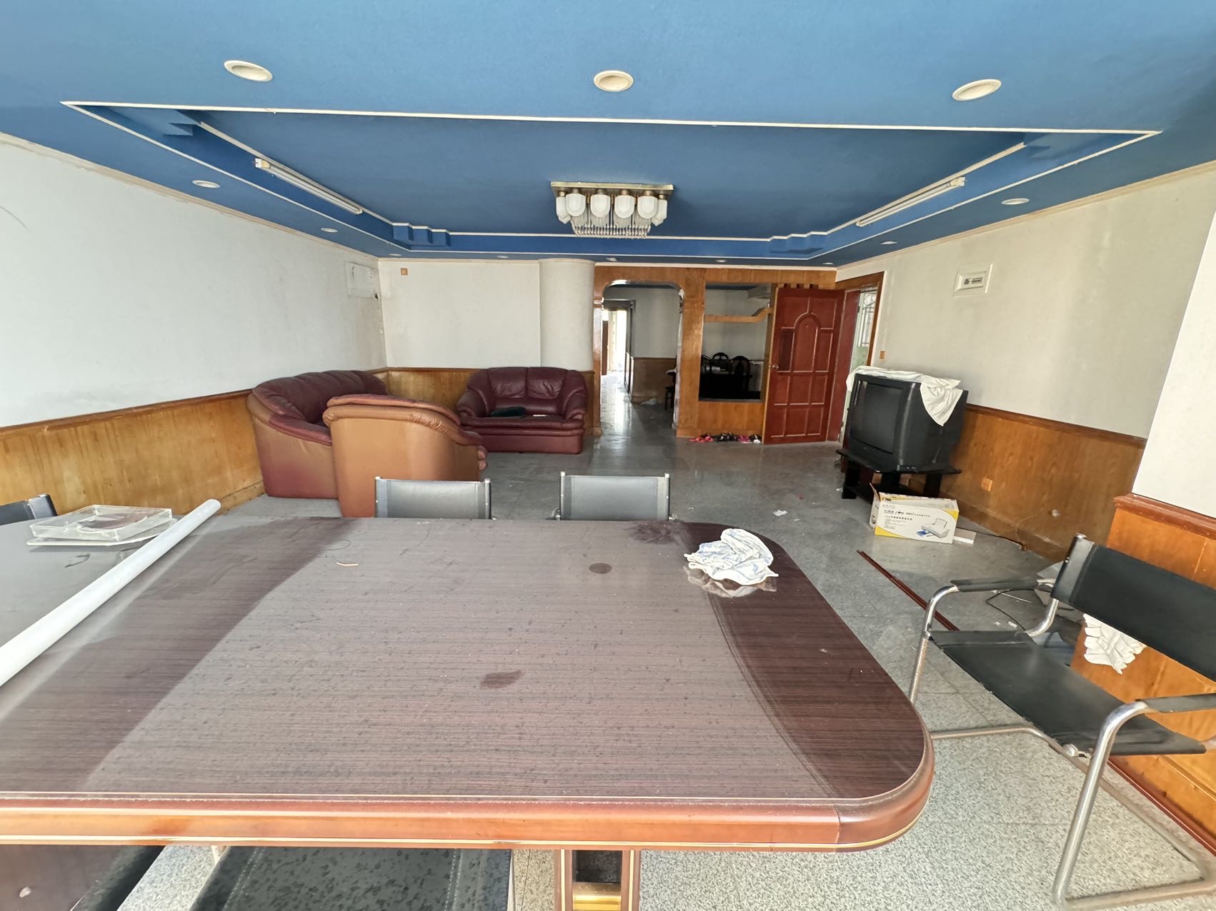 龙珠新城 4室2厅2卫 146.0万 龙珠新城 4室2厅2卫 146.0万客厅