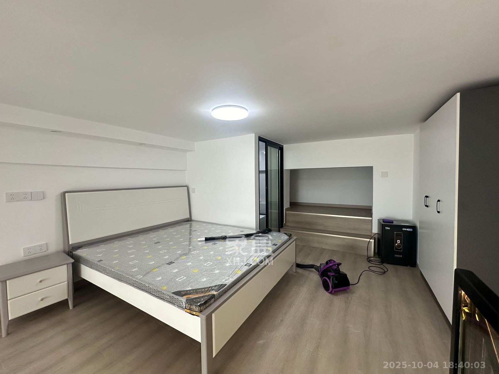 藏珑湖上公馆  1室1厅2卫    2800.0元/月室内图