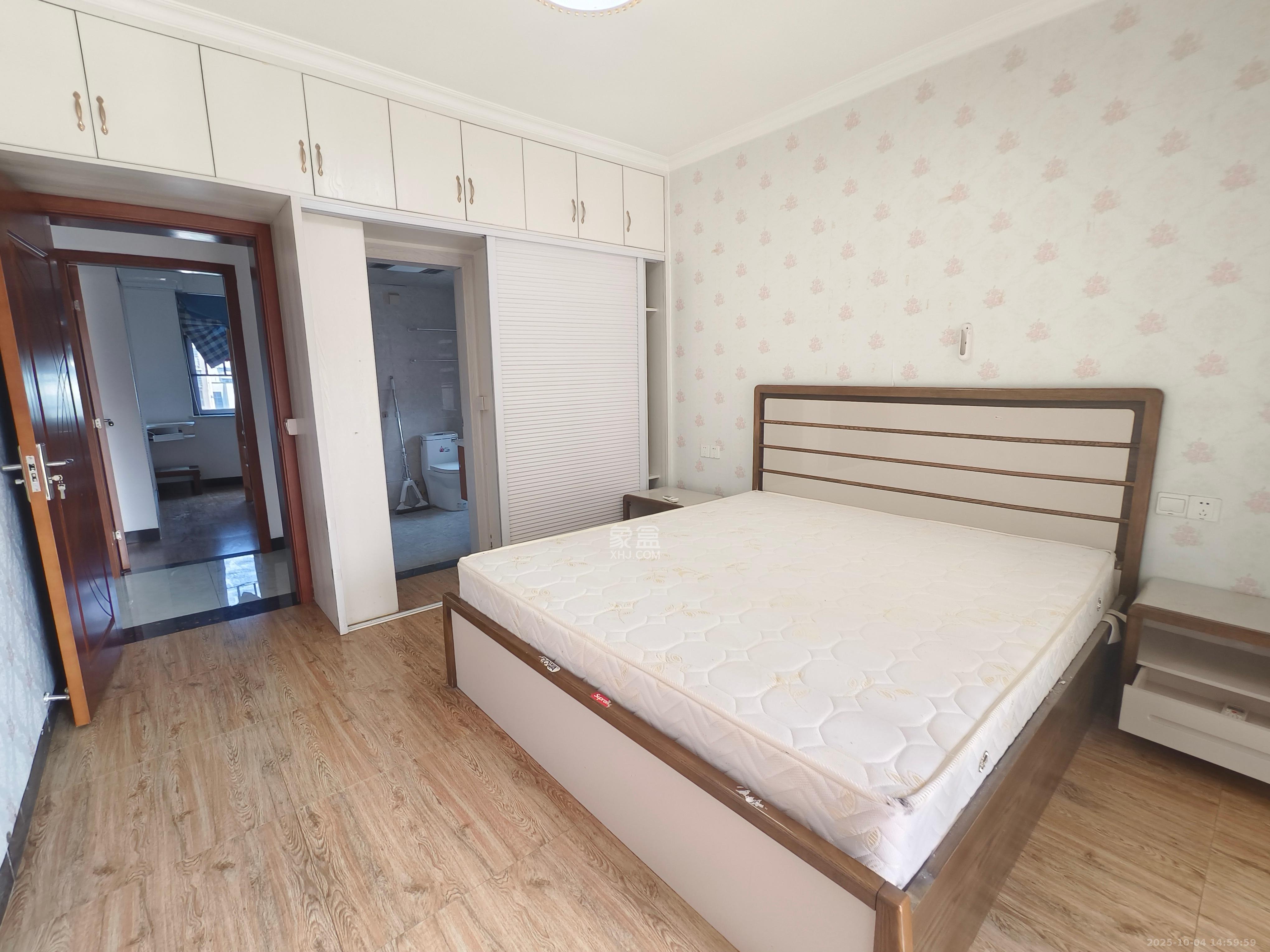 湘桥佳苑 2室1厅1卫 2400.0元/月 湘桥佳苑 2室1厅1卫 2400.0元/月室内图