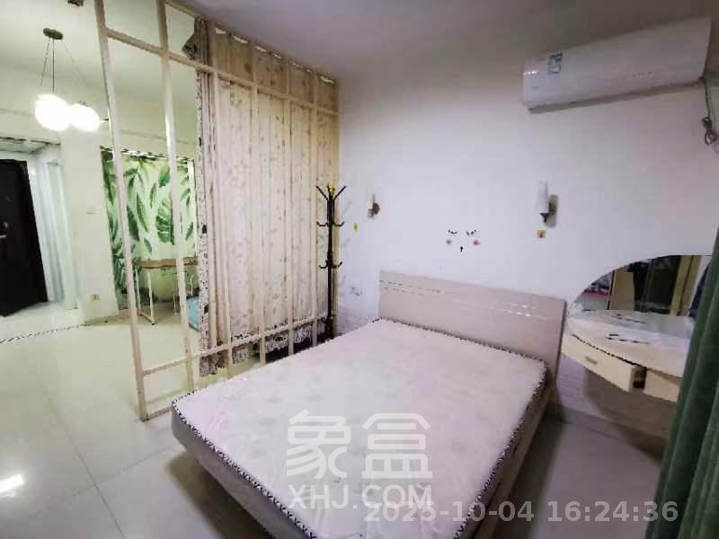 七彩丽都  1室1厅1卫    1700.0元/月室内图