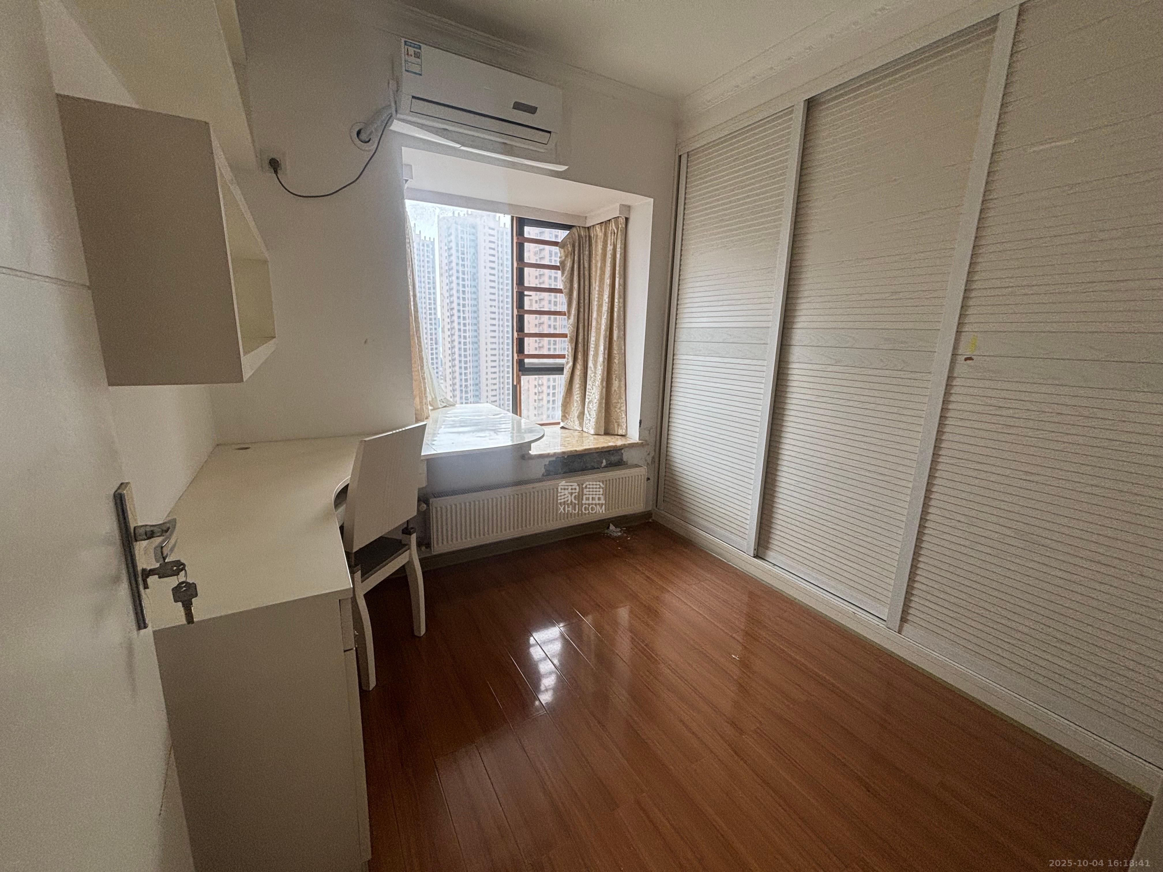 滨江君悦香邸  3室2厅1卫    3300.0元/月室内图