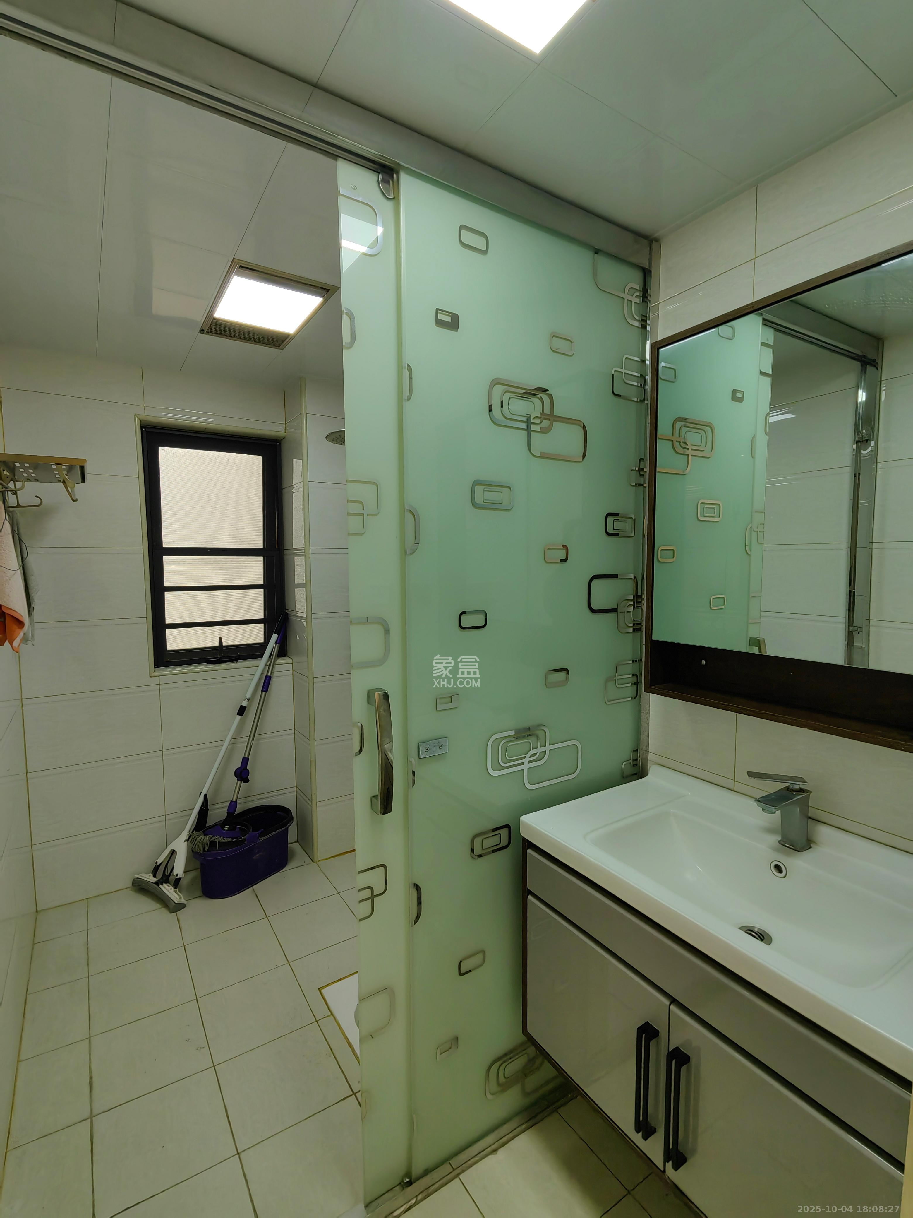 中建梅溪湖中心  4室2厅3卫    5500.0元/月室内图