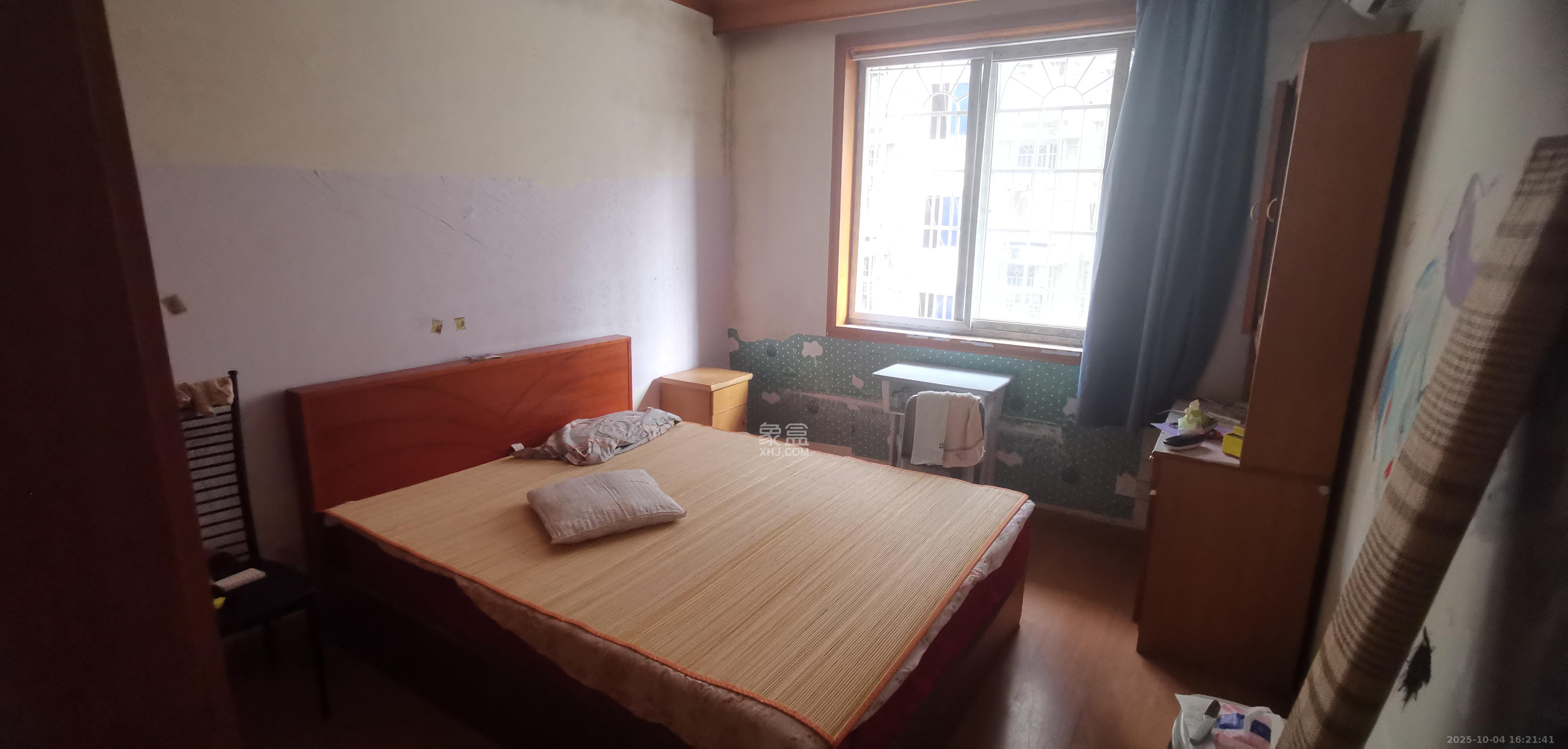 百纺大院宿舍  2室2厅1卫    1600.0元/月 百纺大院宿舍  2室2厅1卫    1600.0元/月