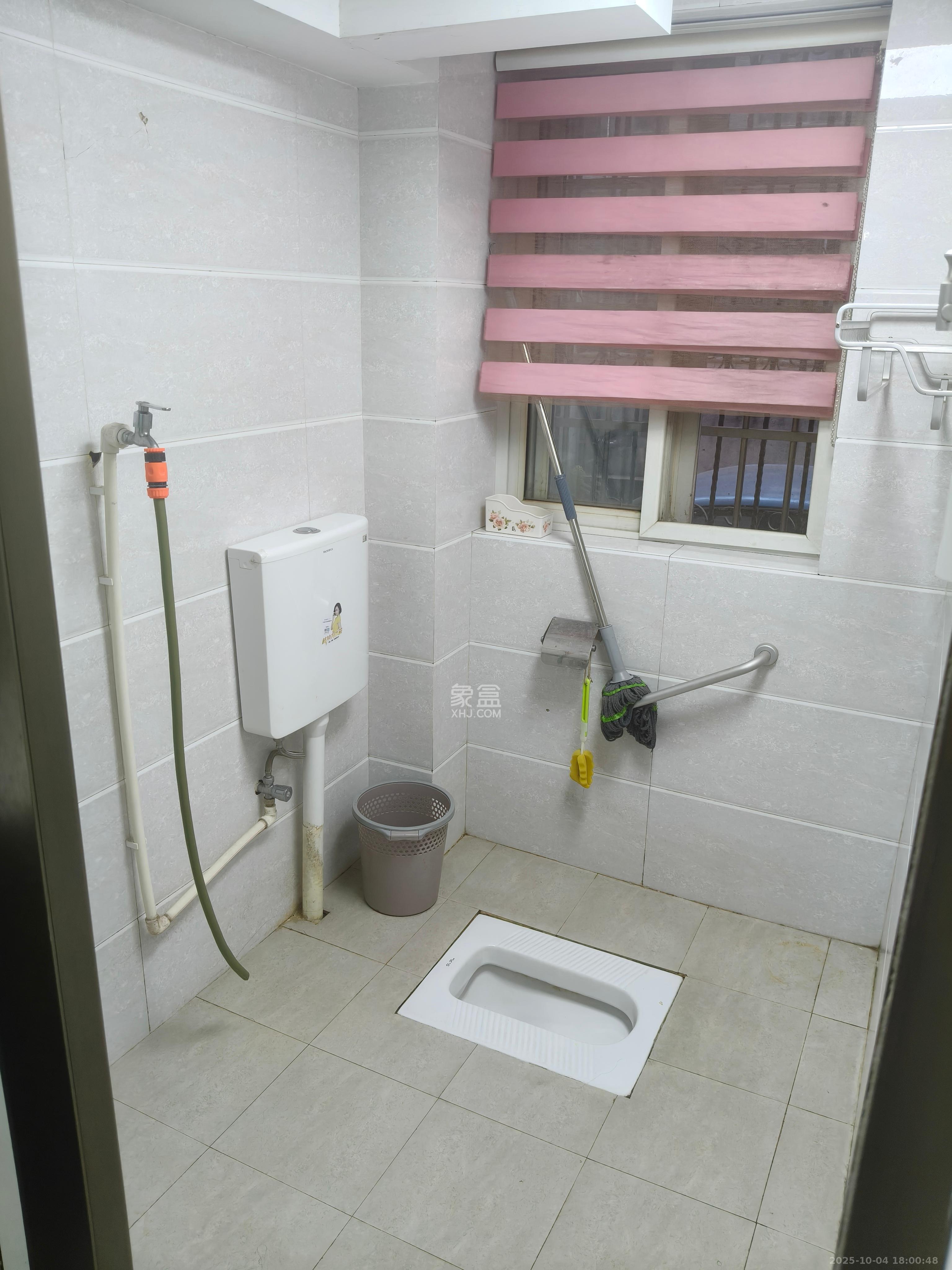 聚英阁 3室1厅2卫 2800.0元/月 聚英阁 3室1厅2卫 2800.0元/月室内图