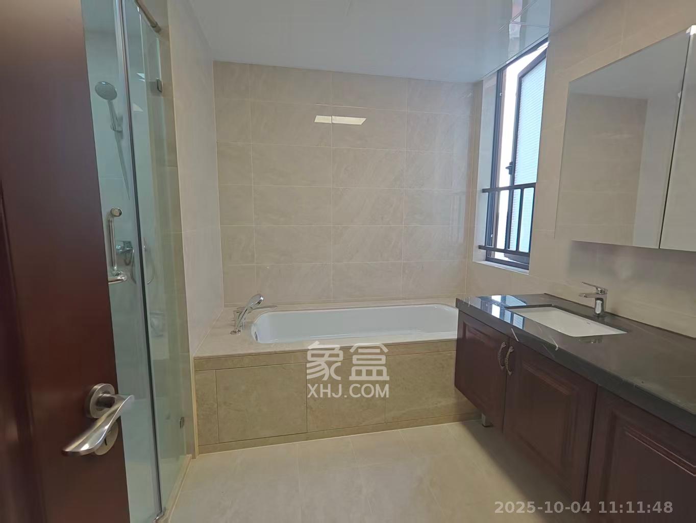 运达锦绣广场 6室2厅4卫 9880.0元/月 运达锦绣广场 6室2厅4卫 9880.0元/月室内图