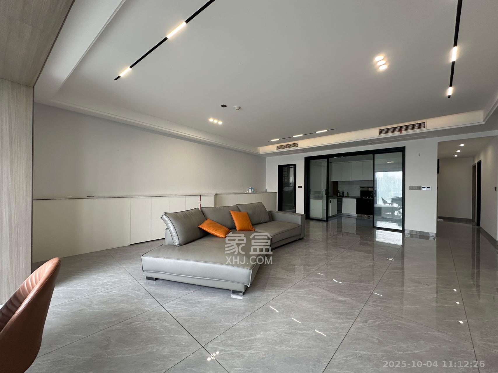 北辰定江洋  3室2厅2卫    13000.0元/月室内图