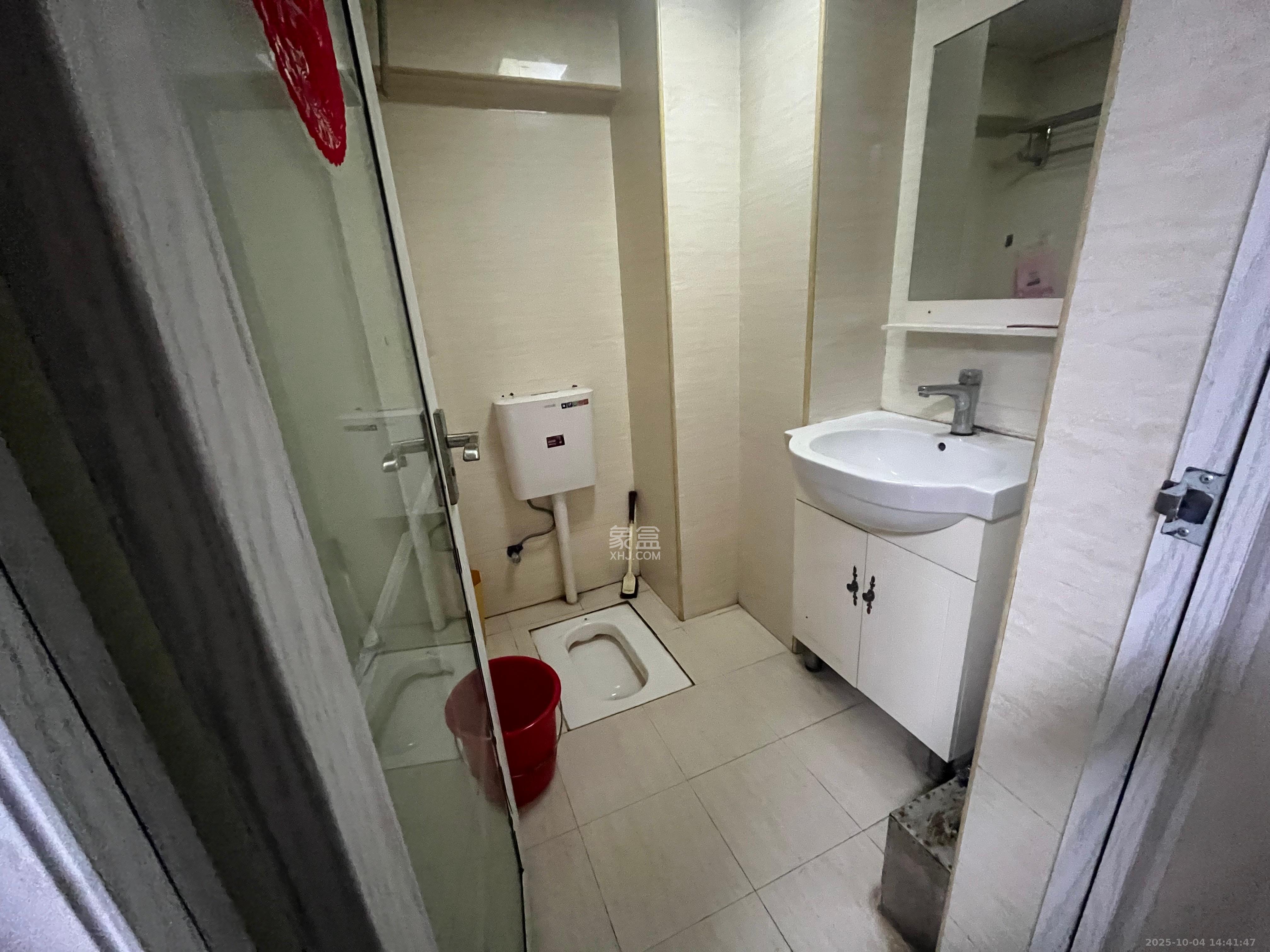 锦泰东环国际  1室1厅1卫    3500.0元/月室内图