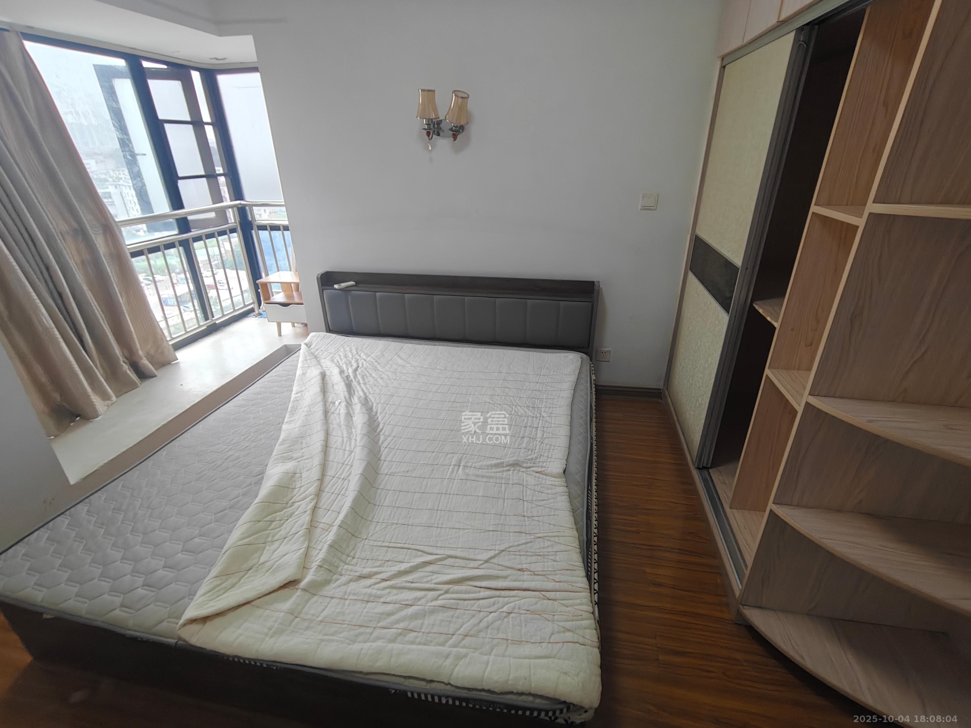 阿普阿布  2室2厅1卫    2400.0元/月室内图