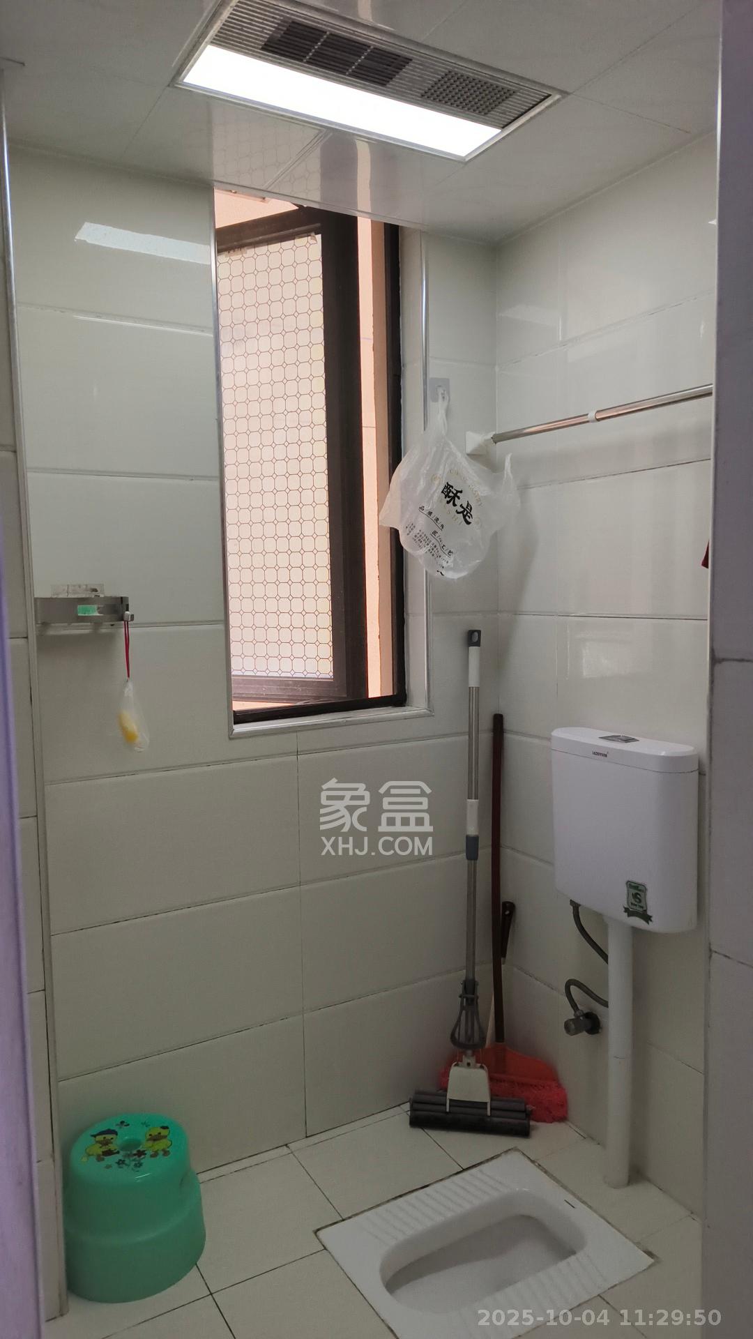 中欣楚天熙苑  2室1厅1卫    1800.0元/月室内图