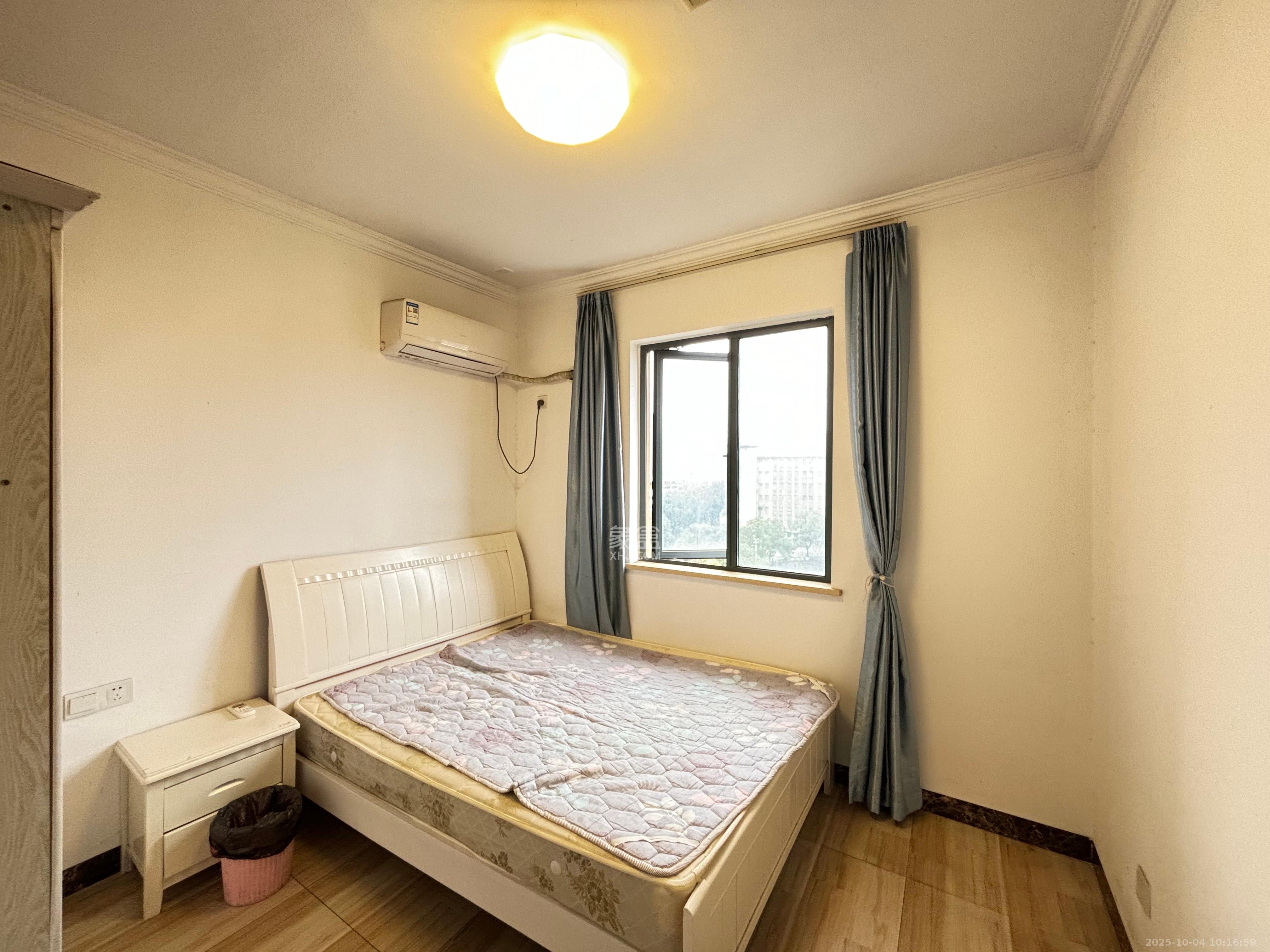 荣盛花语书苑 3室2厅1卫 2800.0元/月 荣盛花语书苑 3室2厅1卫 2800.0元/月室内图