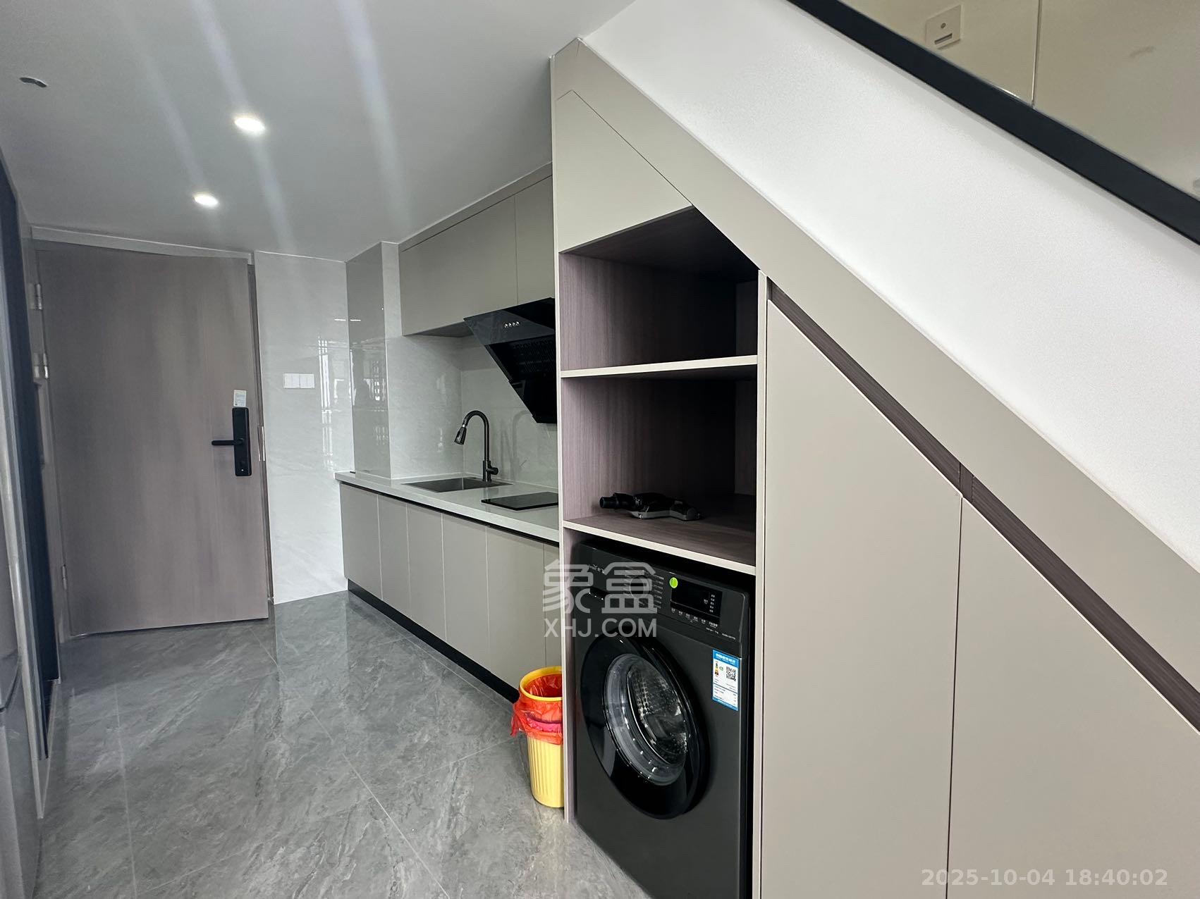 藏珑湖上公馆  1室1厅2卫    2800.0元/月室内图