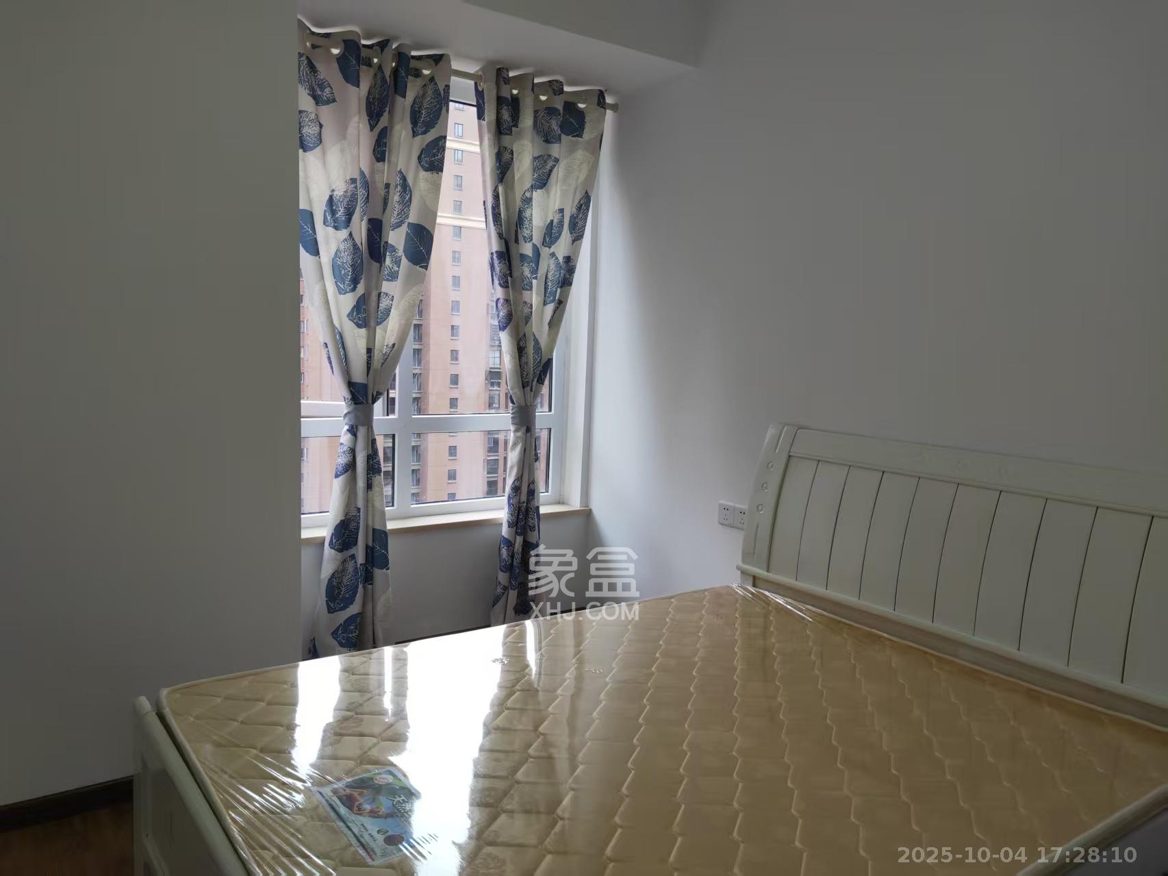 新城国际花都 4室2厅1卫 1500.0元/月 新城国际花都 4室2厅1卫 1500.0元/月室内图