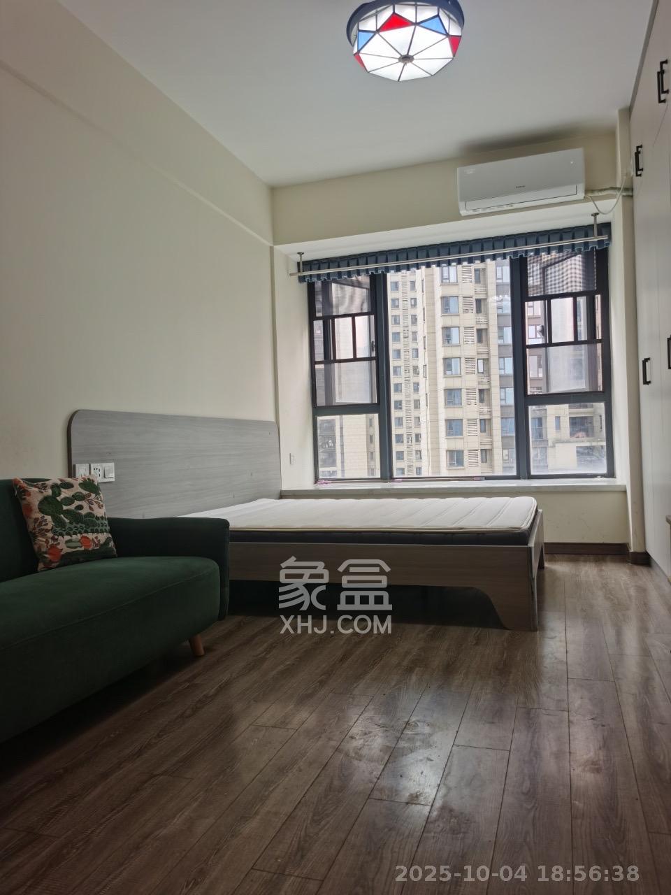 卓越浅水湾  1室0厅0卫    1500.0元/月 卓越浅水湾  1室0厅0卫    1500.0元/月