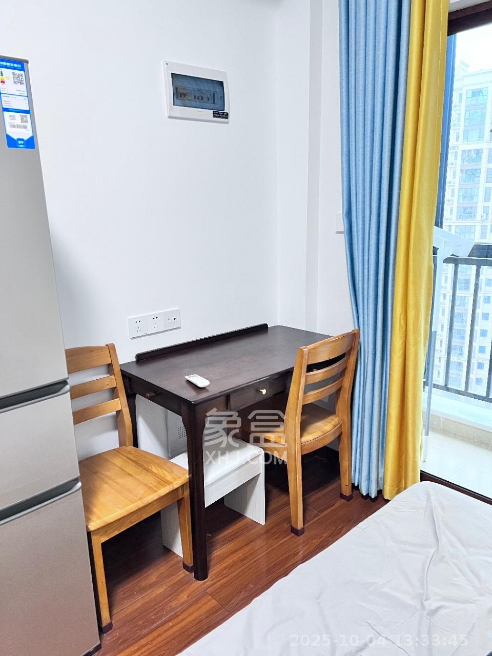 荣泰广场  1室1厅1卫    1200.0元/月室内图