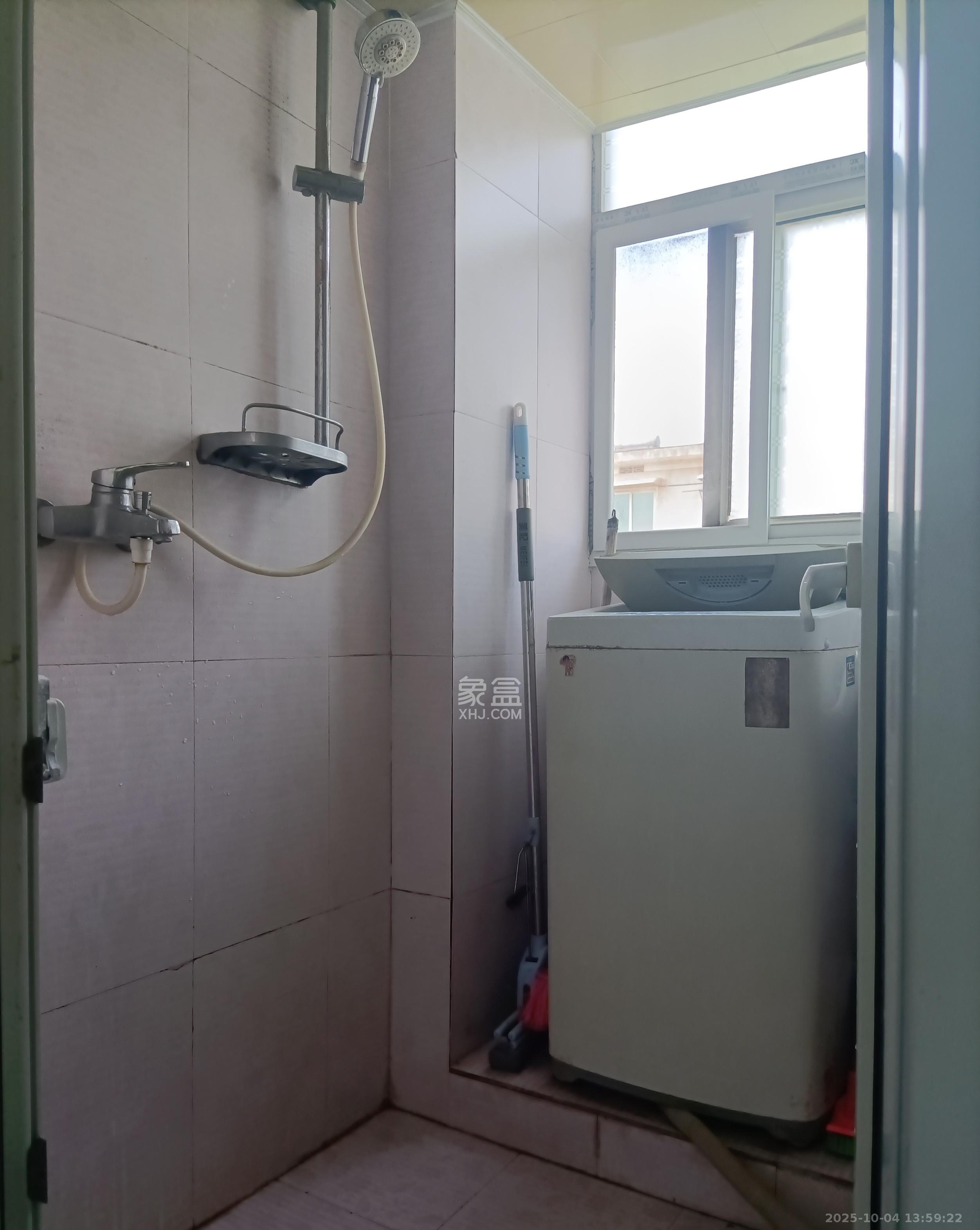 桔园小区1-8片 2室1厅1卫 1600.0元/月 桔园小区1-8片 2室1厅1卫 1600.0元/月室内图