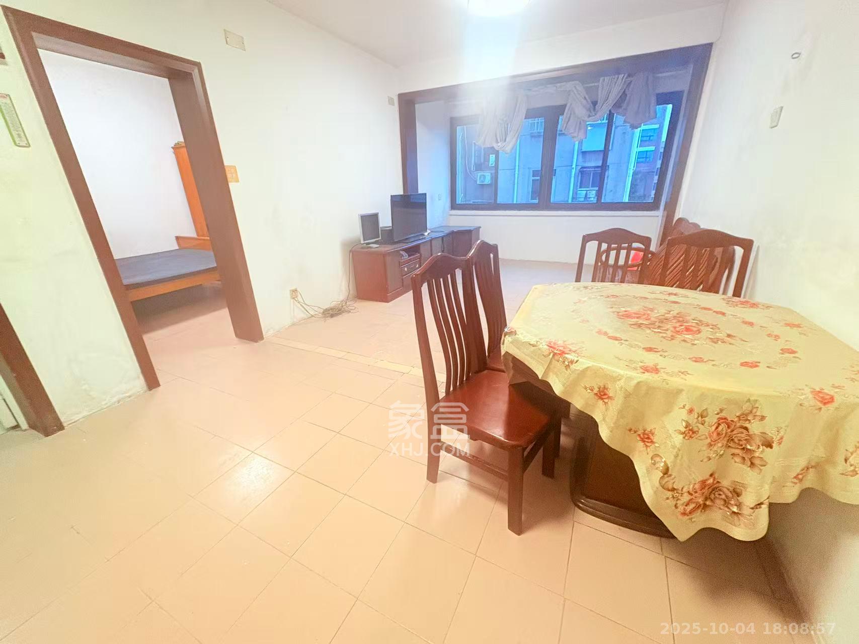 古堆山巷  2室1厅1卫    1200.0元/月室内图