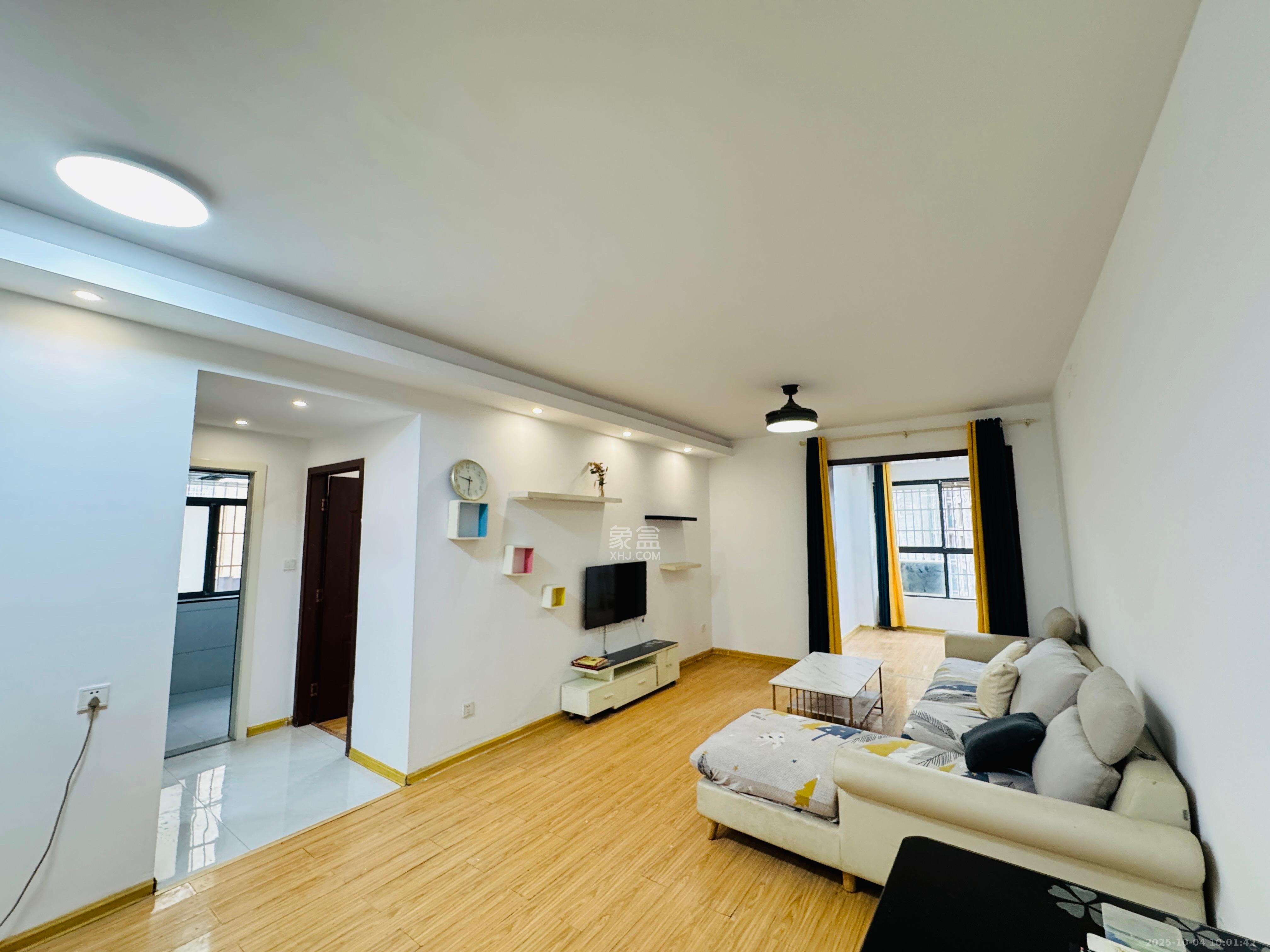 乾城(兴旺乾城) 3室2厅1卫 2300.0元/月 乾城(兴旺乾城) 3室2厅1卫 2300.0元/月室内图