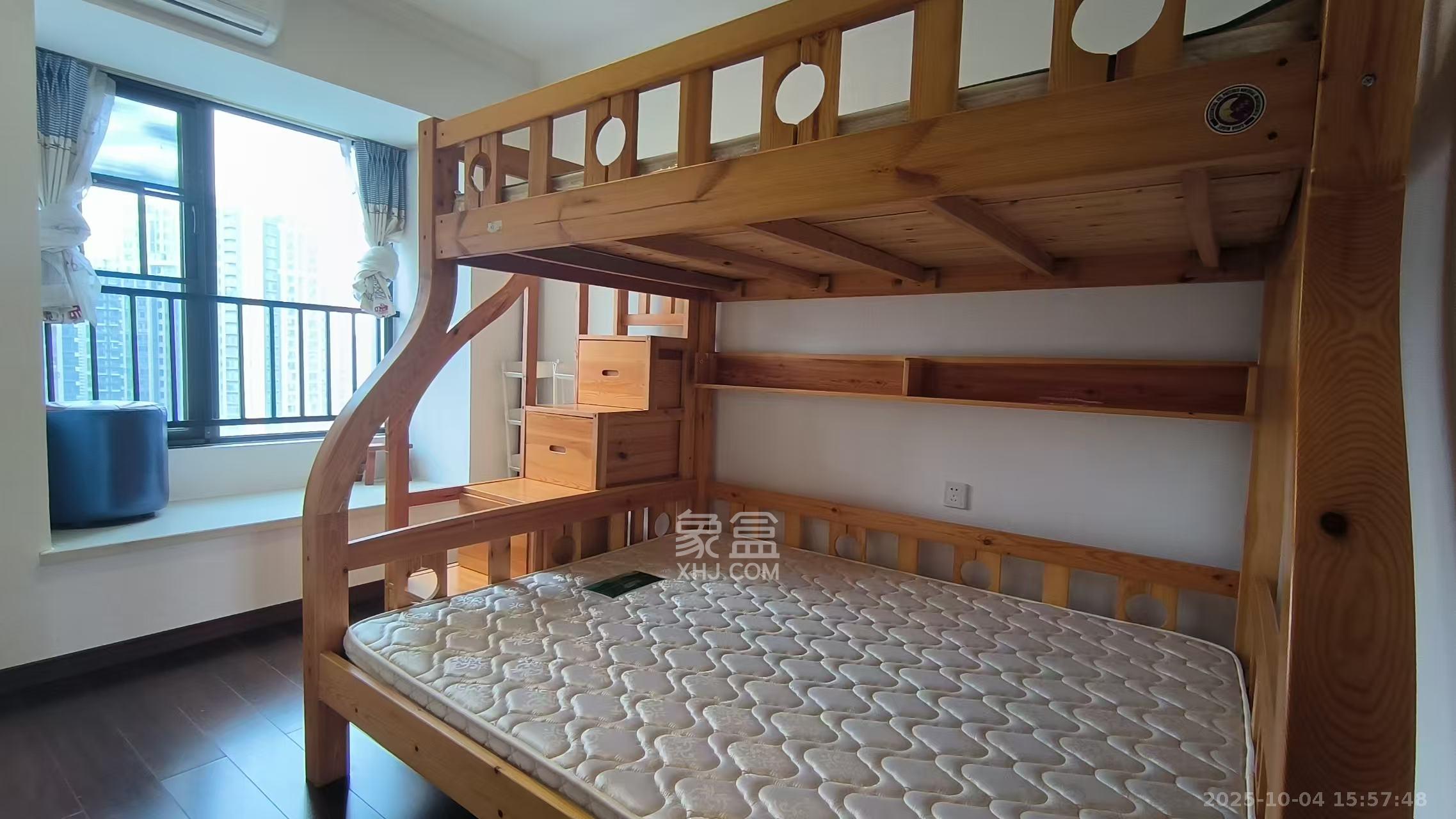 万科魅力之城  4室2厅2卫    3000.0元/月室内图