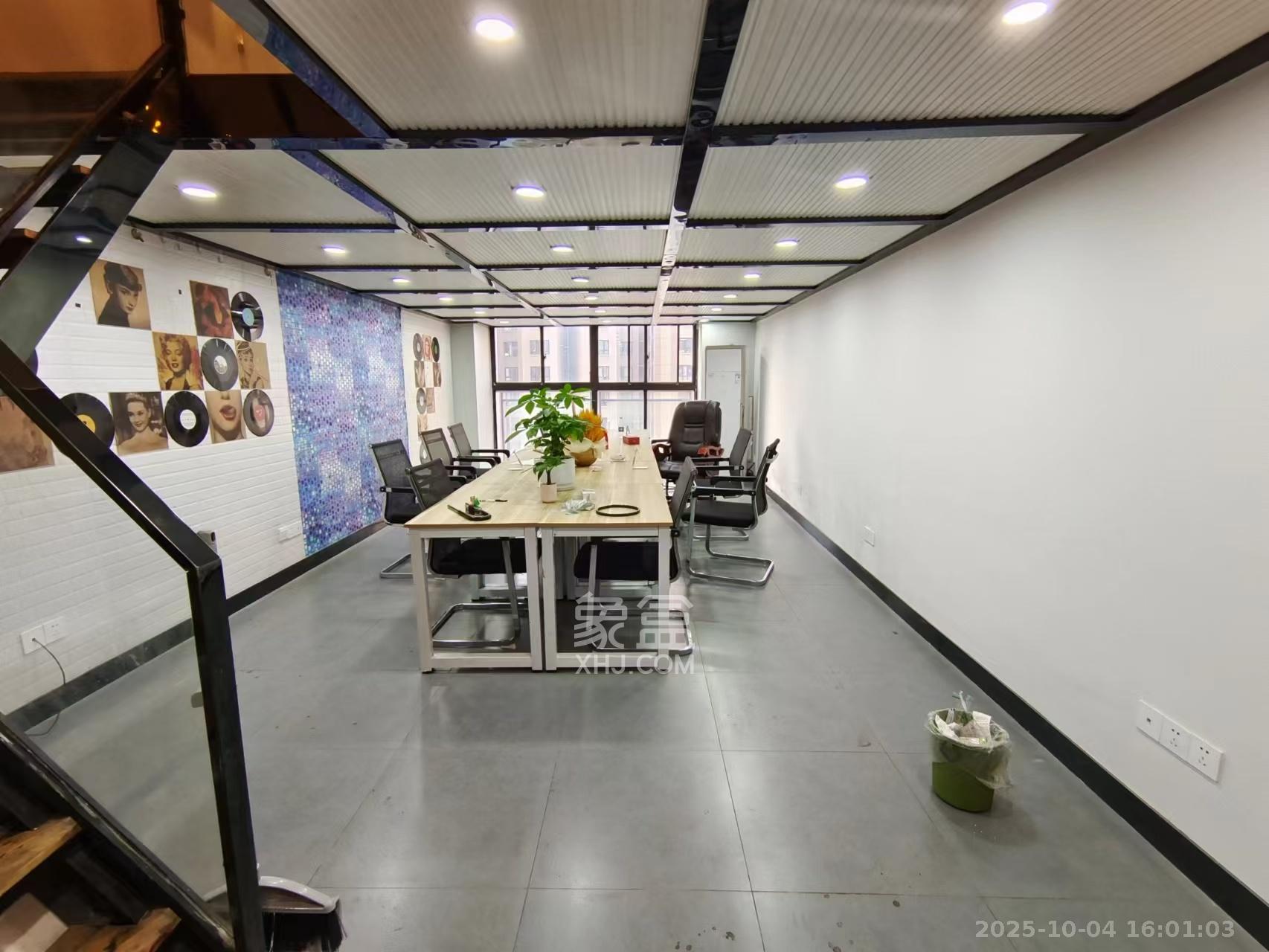 金科时代中心 1室1厅1卫 2000.0元/月 金科时代中心 1室1厅1卫 2000.0元/月室内图