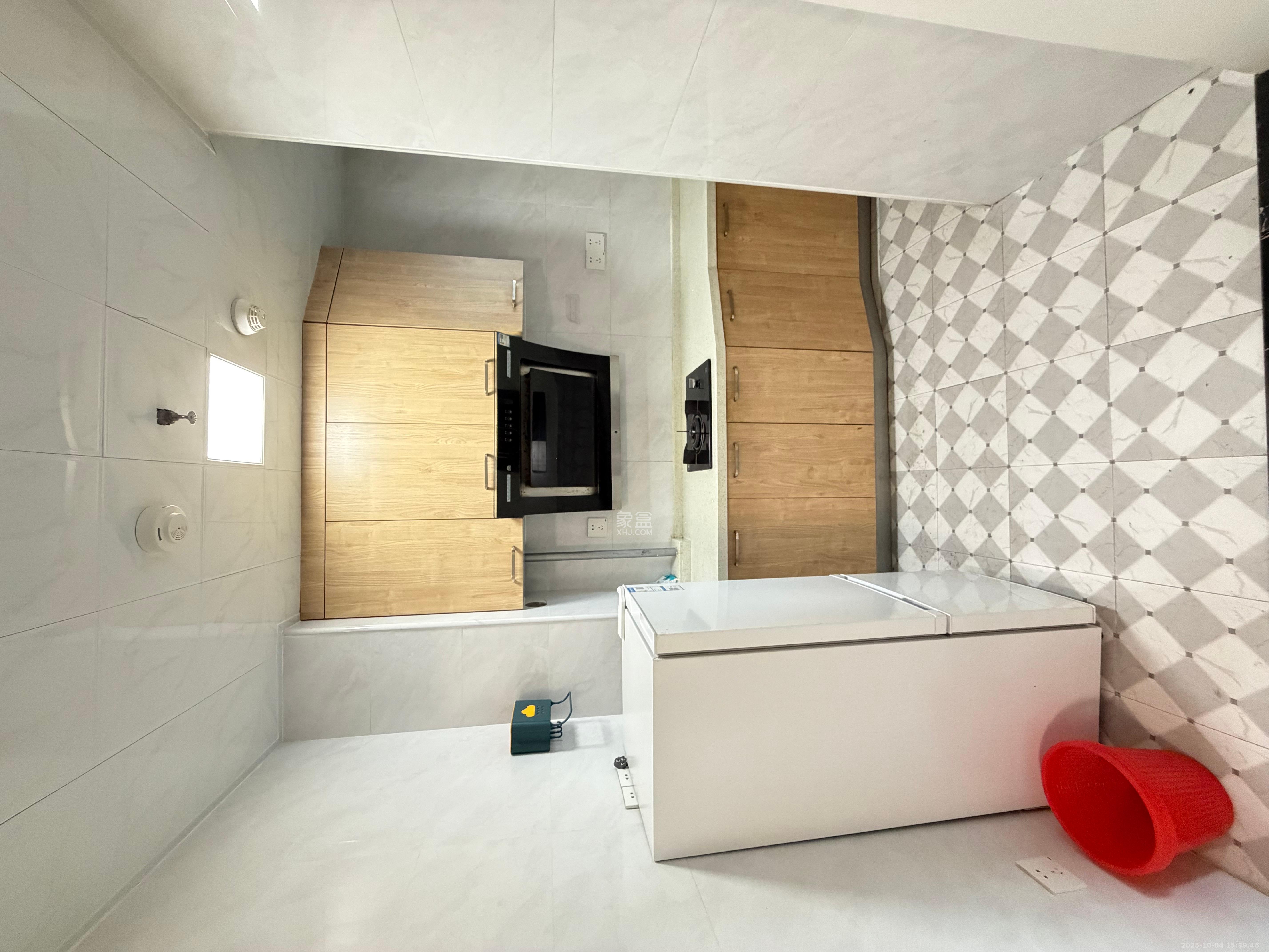 长房八方里（长房公园里）   58.31㎡      1900.0元/月室内图