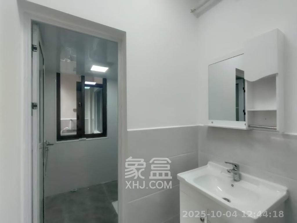 鑫远和城（一、二期）  3室2厅1卫    1900.0元/月室内图