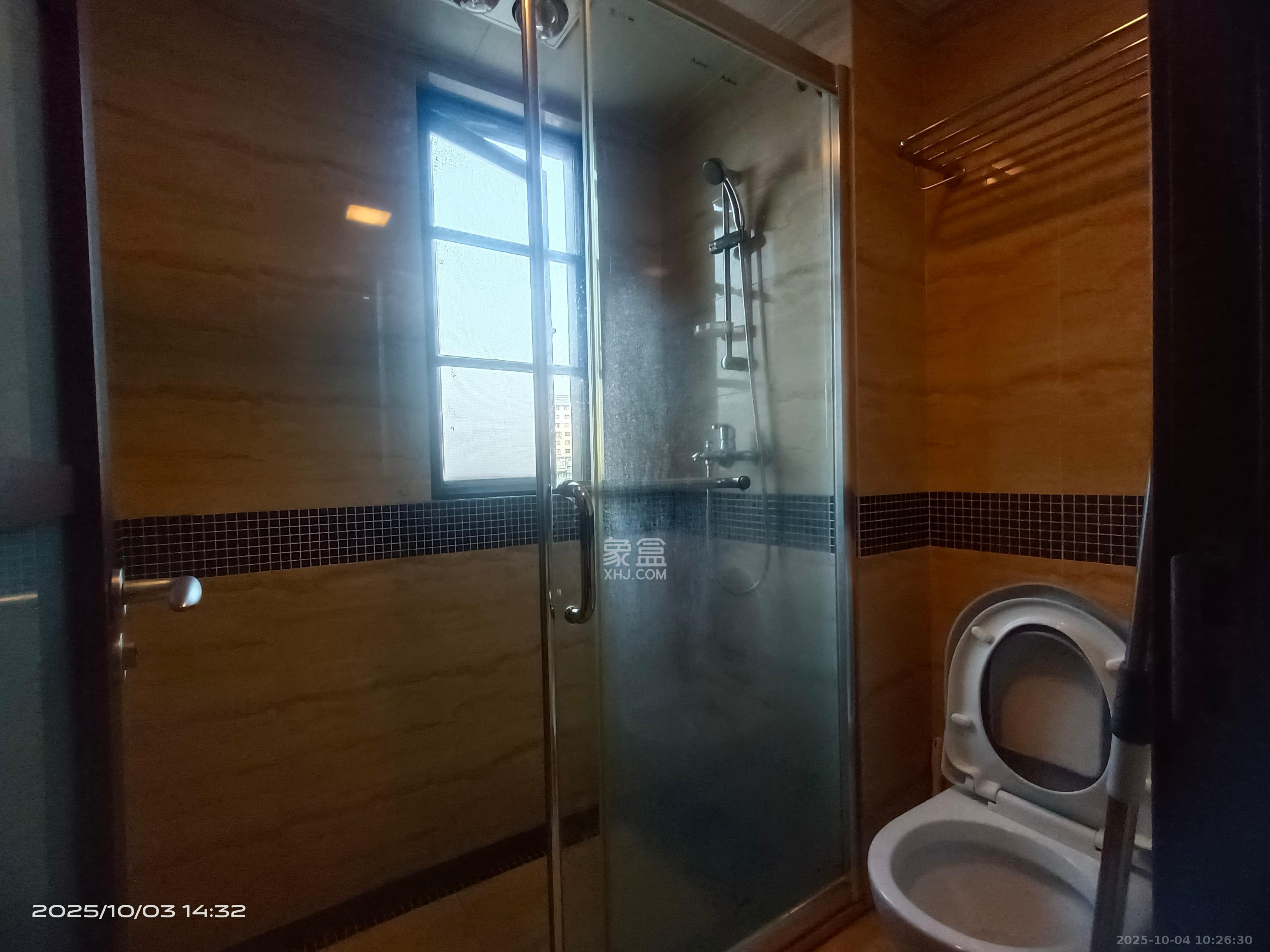 万科金域华府三四期 4室2厅2卫 3700.0元/月 万科金域华府三四期 4室2厅2卫 3700.0元/月室内图