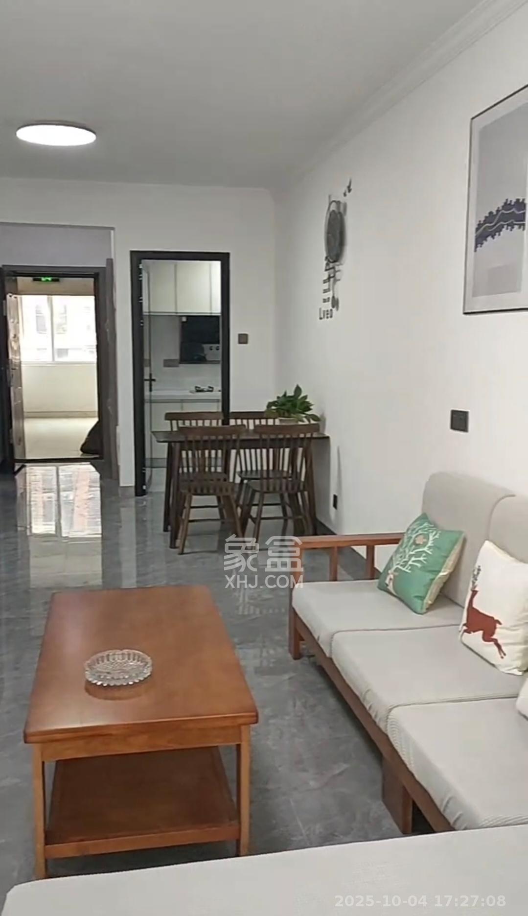 新城国际花都  4室2厅1卫    2000.0元/月 新城国际花都  4室2厅1卫    2000.0元/月