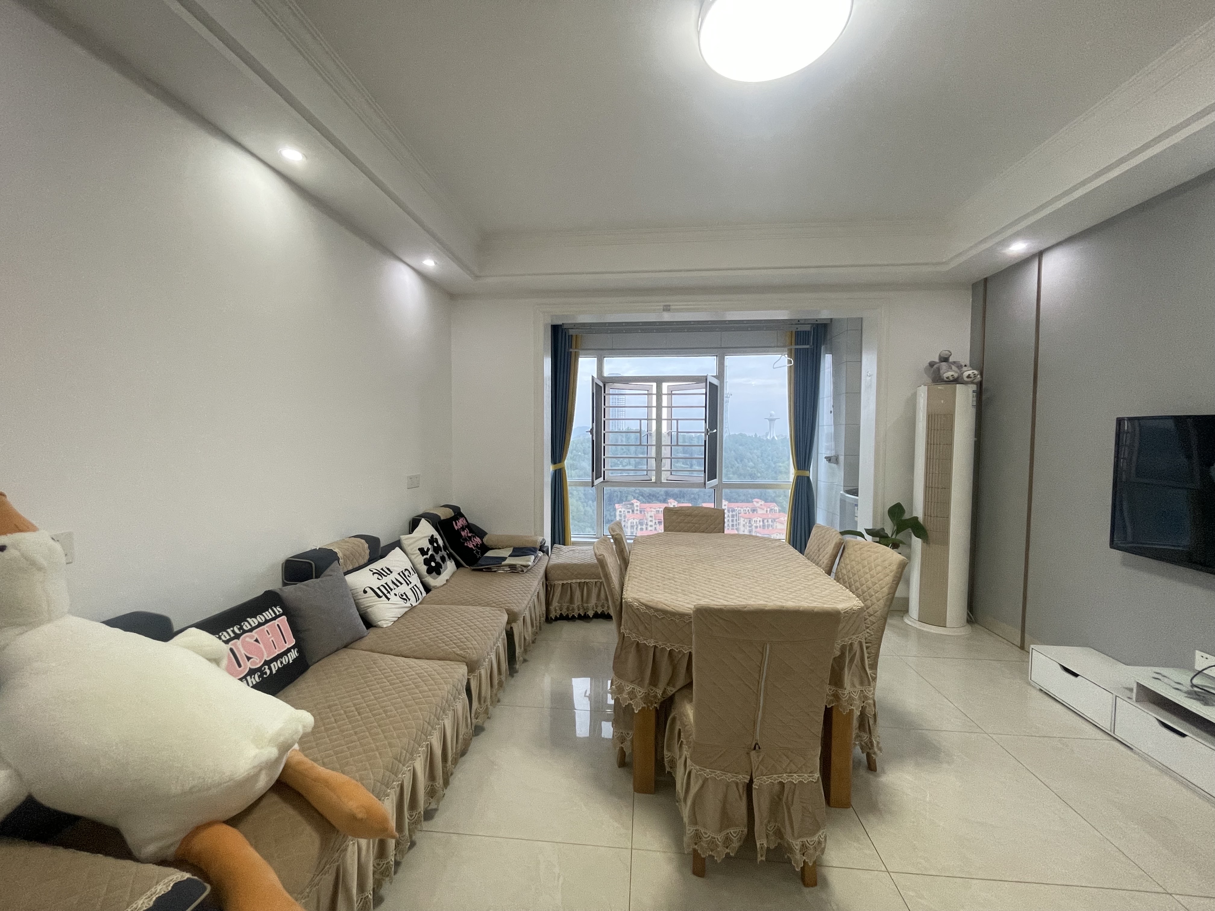 大同芙蓉二期(芙蓉广场) 2室1厅1卫 2300.0元/月 大同芙蓉二期(芙蓉广场) 2室1厅1卫 2300.0元/月室内图