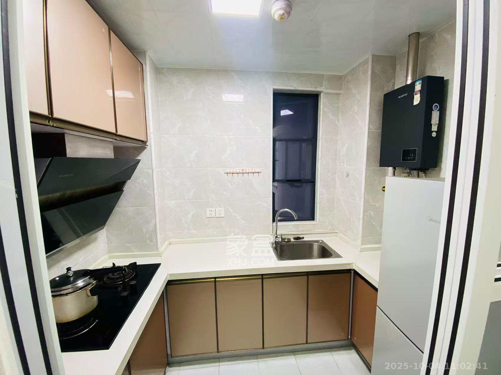 保利天禧D区 3室2厅1卫 3000.0元/月 保利天禧D区 3室2厅1卫 3000.0元/月室内图