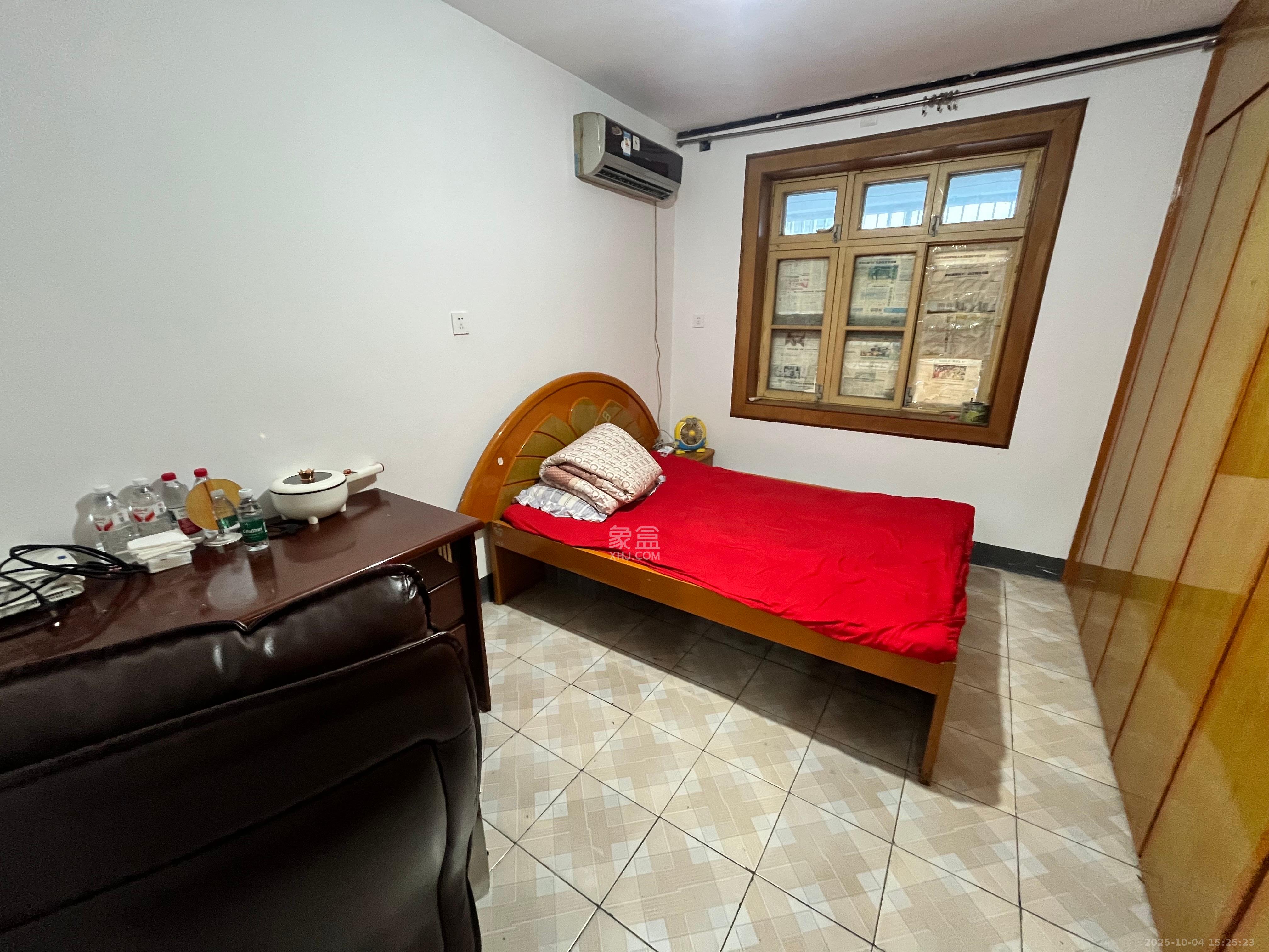 东塘工商局宿舍 2室2厅1卫 1200.0元/月 东塘工商局宿舍 2室2厅1卫 1200.0元/月室内图