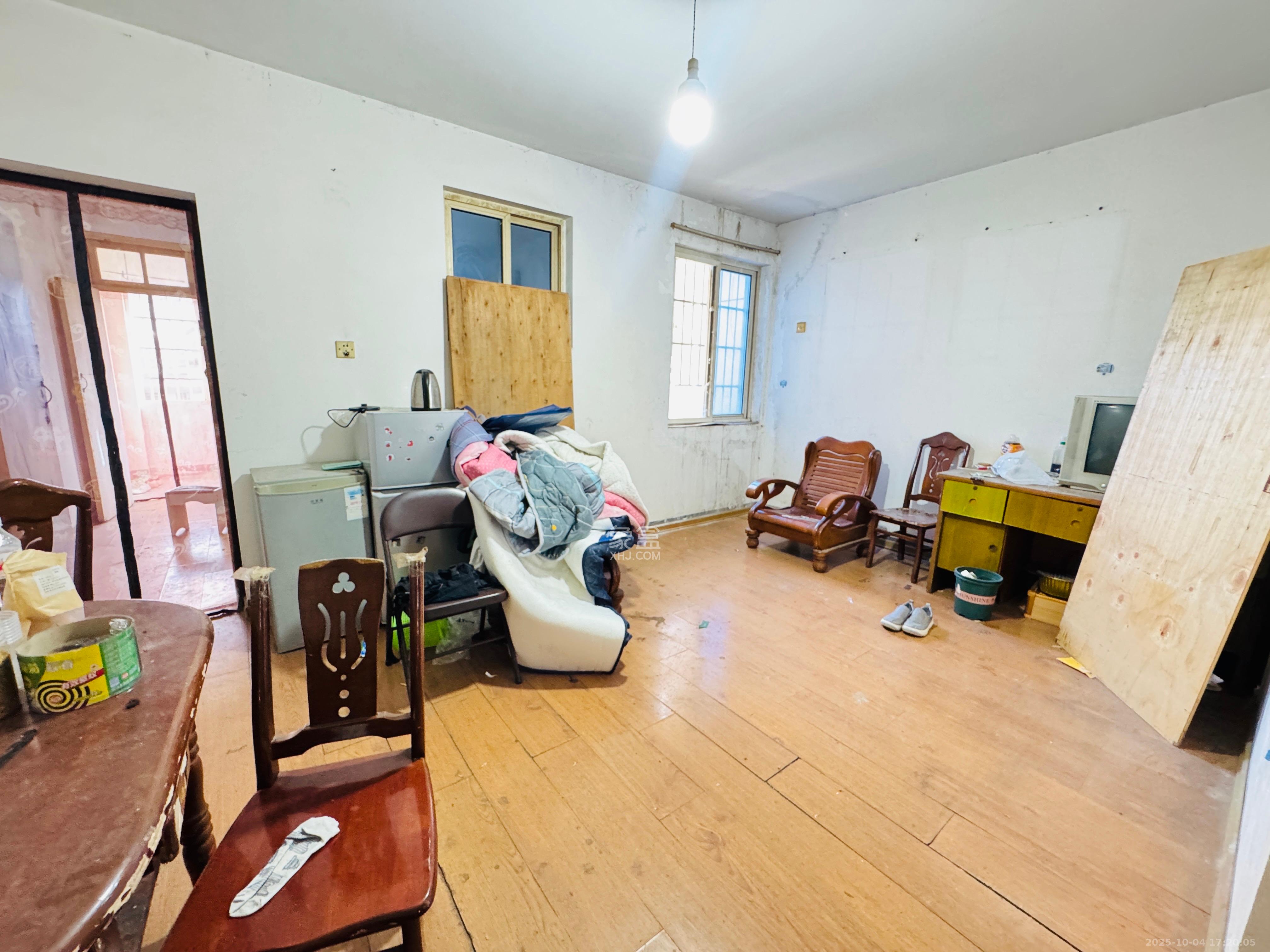 广厦新村 2室1厅1卫 900.0元/月 广厦新村 2室1厅1卫 900.0元/月室内图