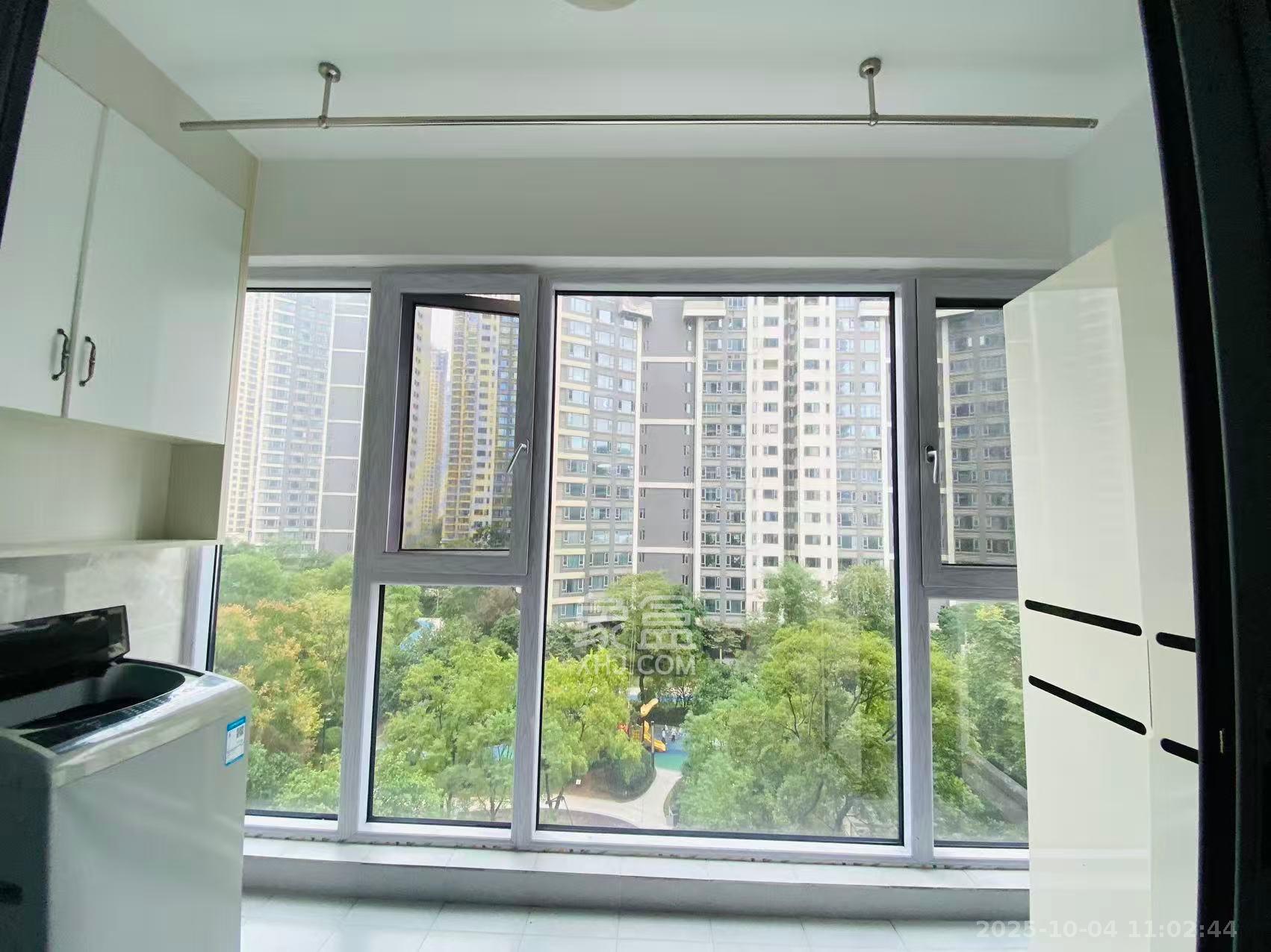 保利天禧D区  3室2厅1卫    3000.0元/月室内图