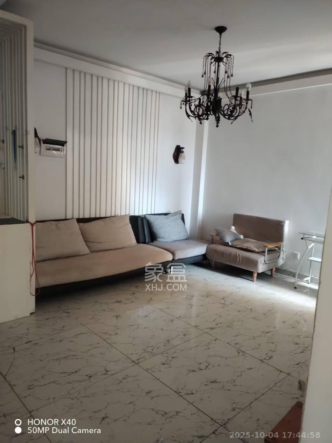 宏泽佳园 3室2厅1卫 3200.0元/月 宏泽佳园 3室2厅1卫 3200.0元/月室内图