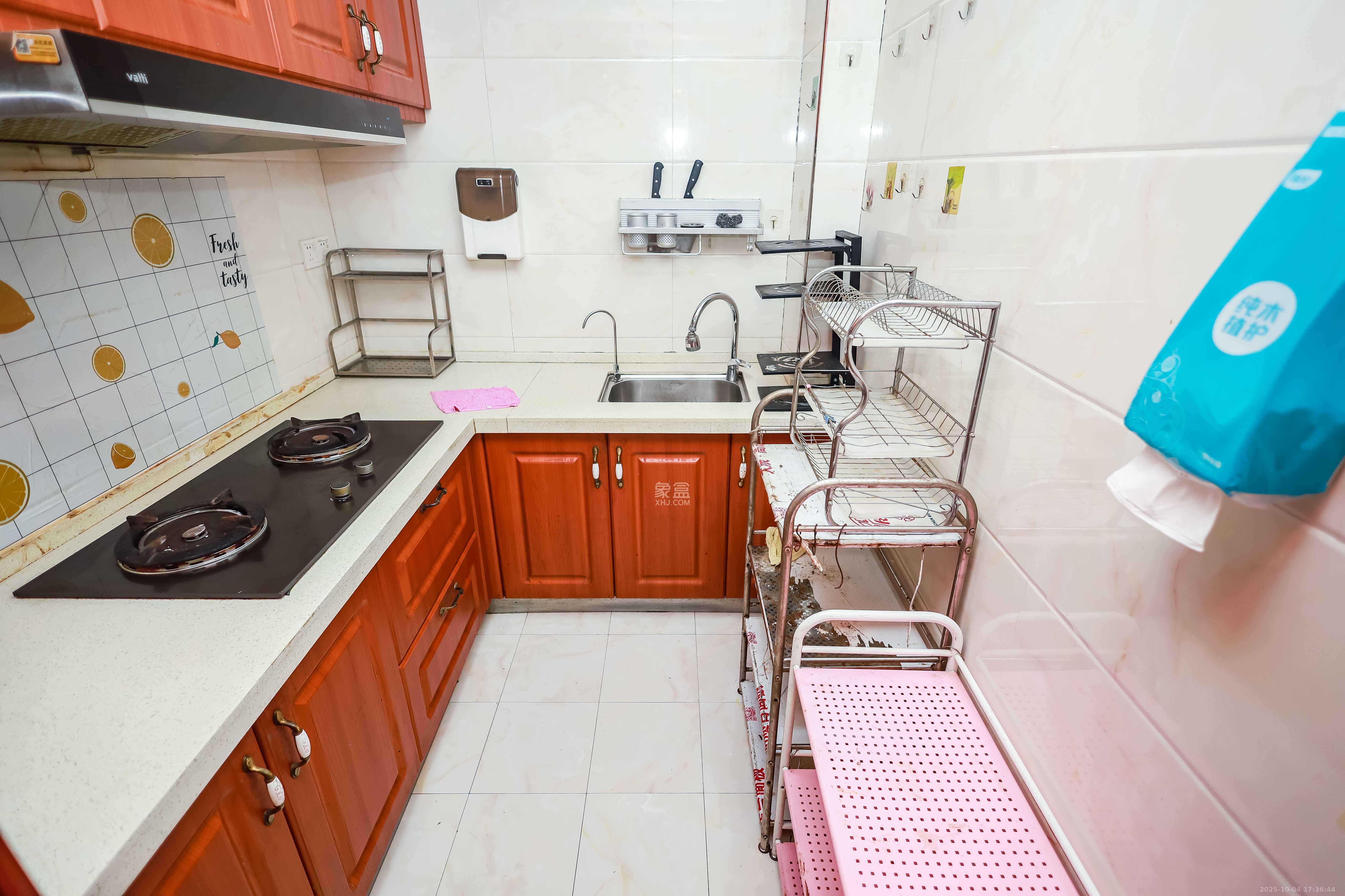 卓越蔚蓝海岸三期 2室1厅1卫 66.0万 卓越蔚蓝海岸三期 2室1厅1卫 66.0万厨房