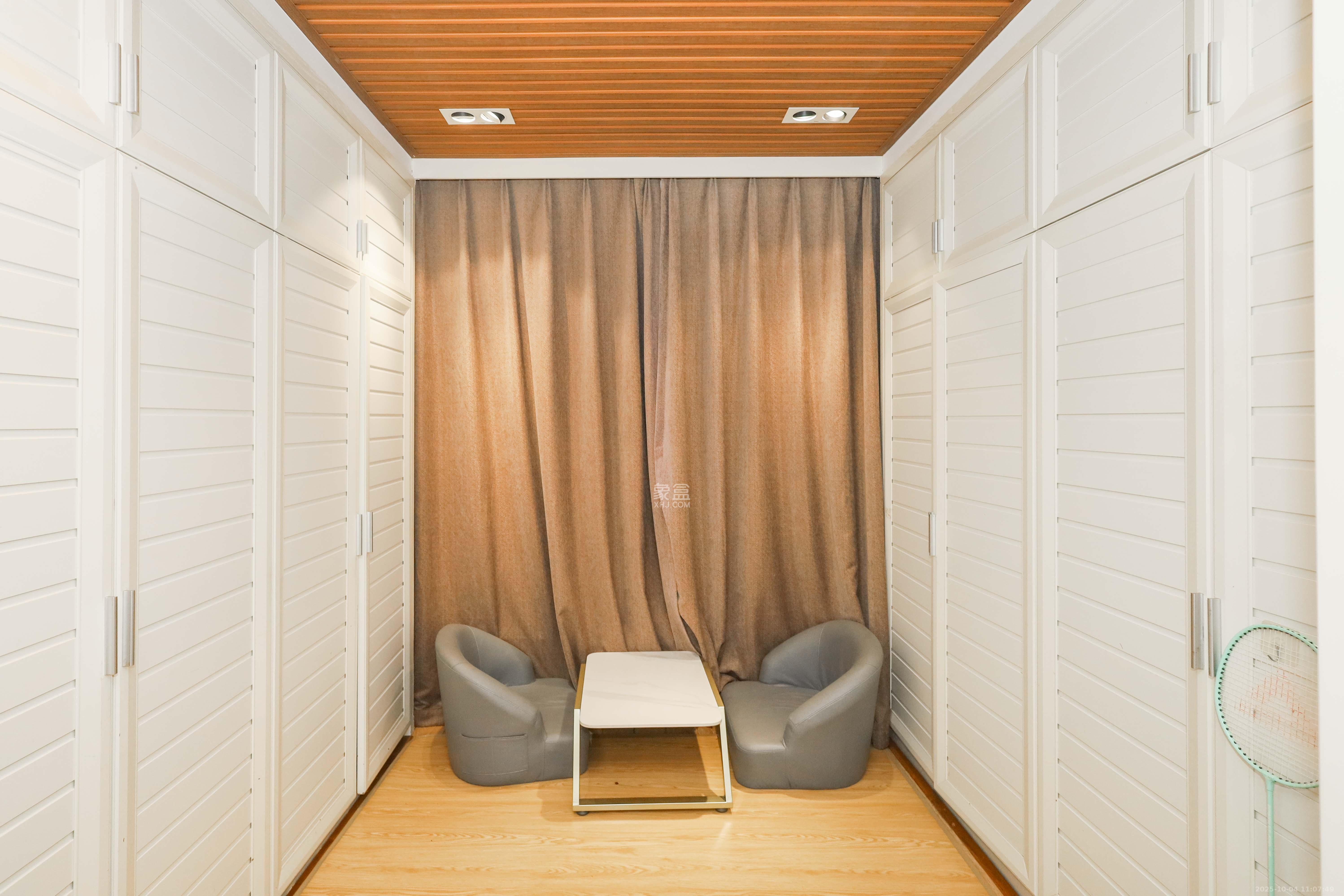 和泓梅溪四季 4室2厅2卫 196.0万 和泓梅溪四季 4室2厅2卫 196.0万卧室