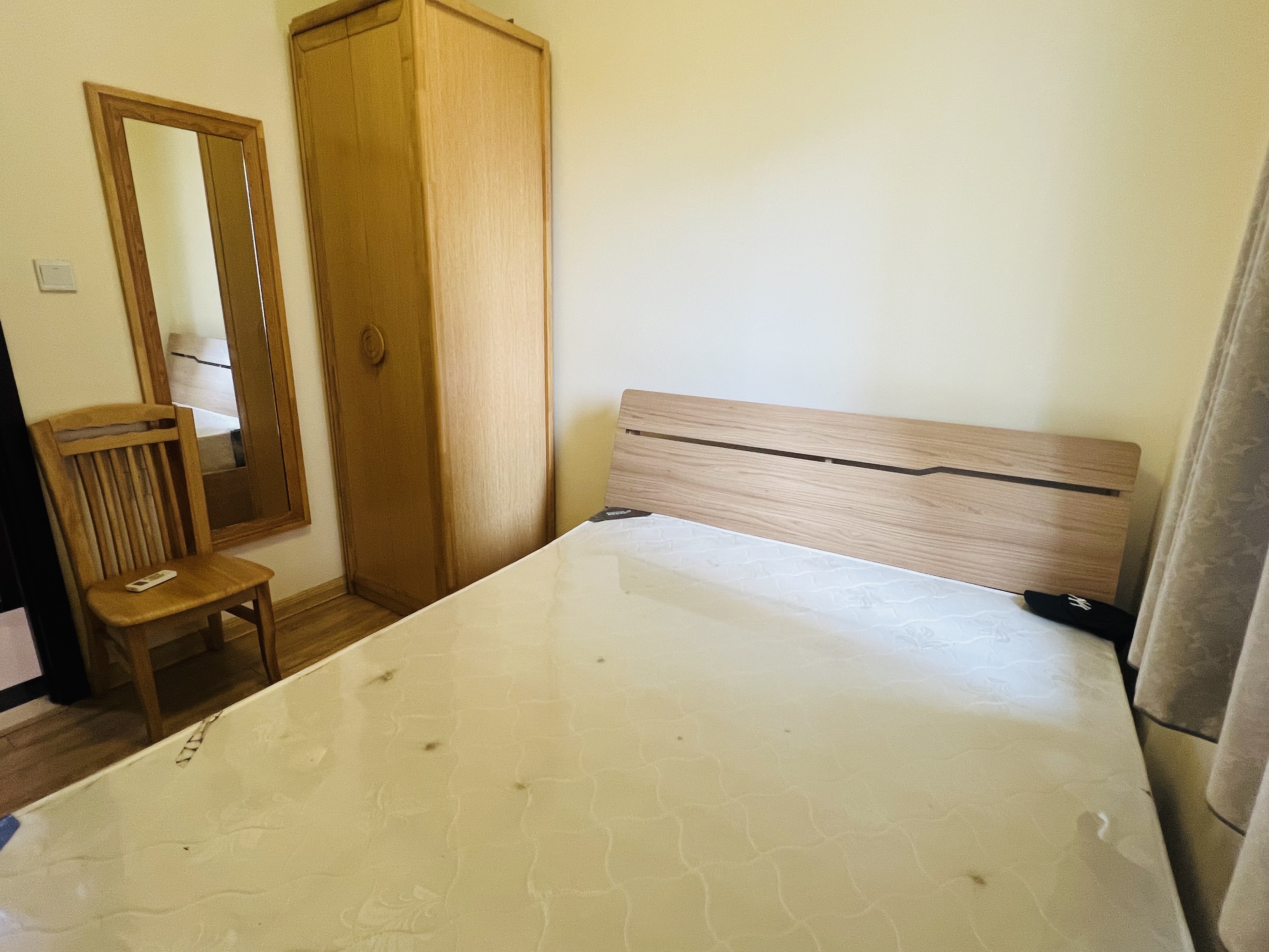 碧桂园  3室2厅1卫    1500.0元/月室内图