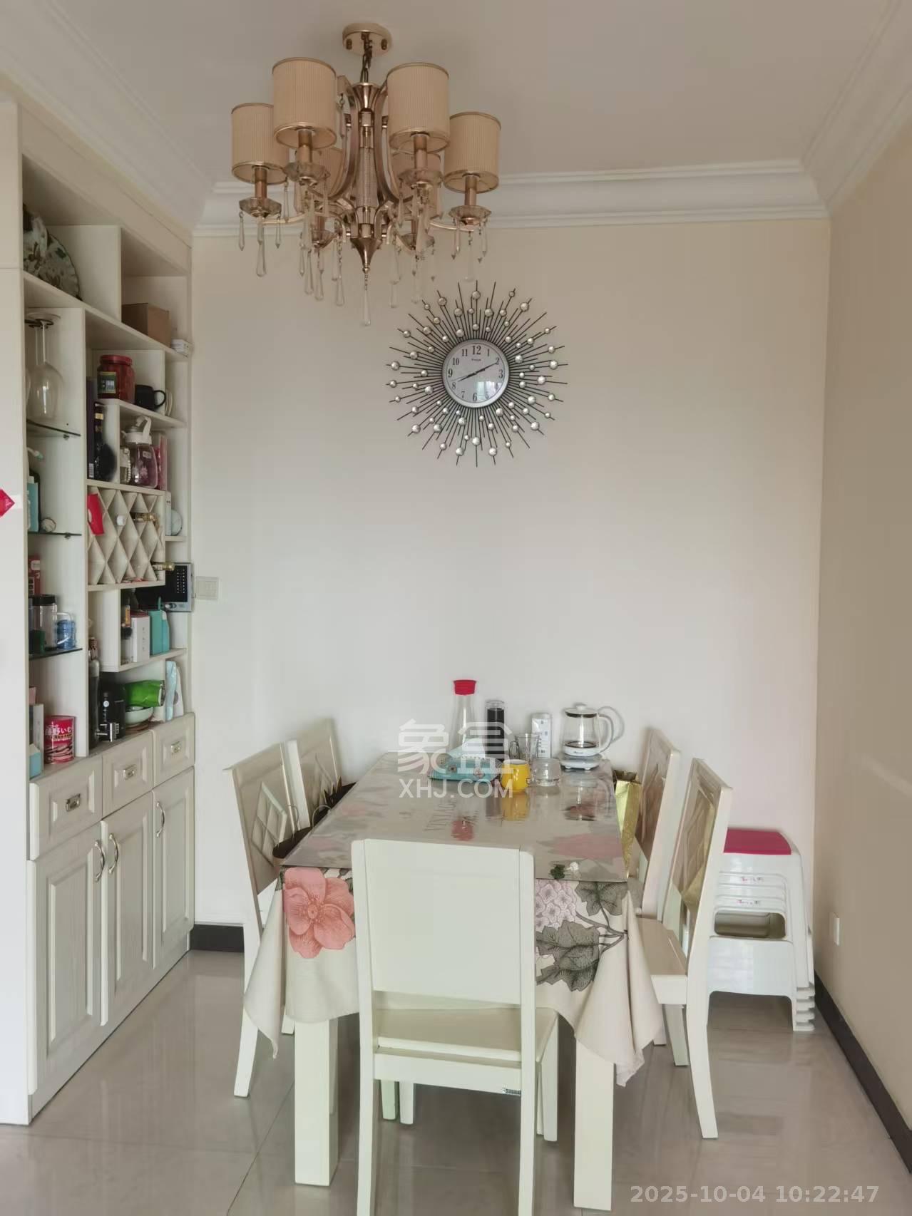 恒大翡翠华庭 2室2厅1卫 2000.0元/月 恒大翡翠华庭 2室2厅1卫 2000.0元/月室内图