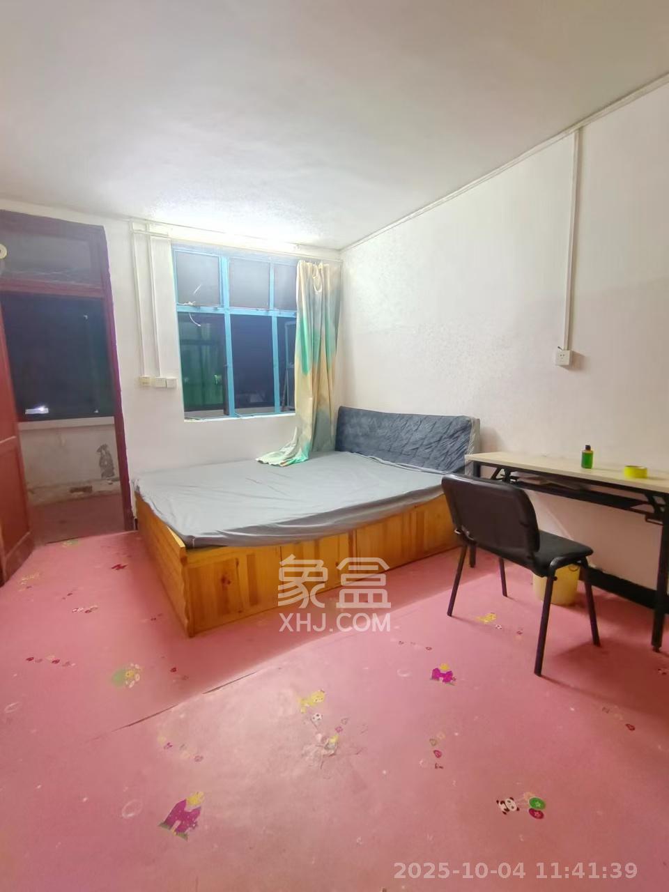 人民新村  1室1厅1卫    1300.0元/月室内图