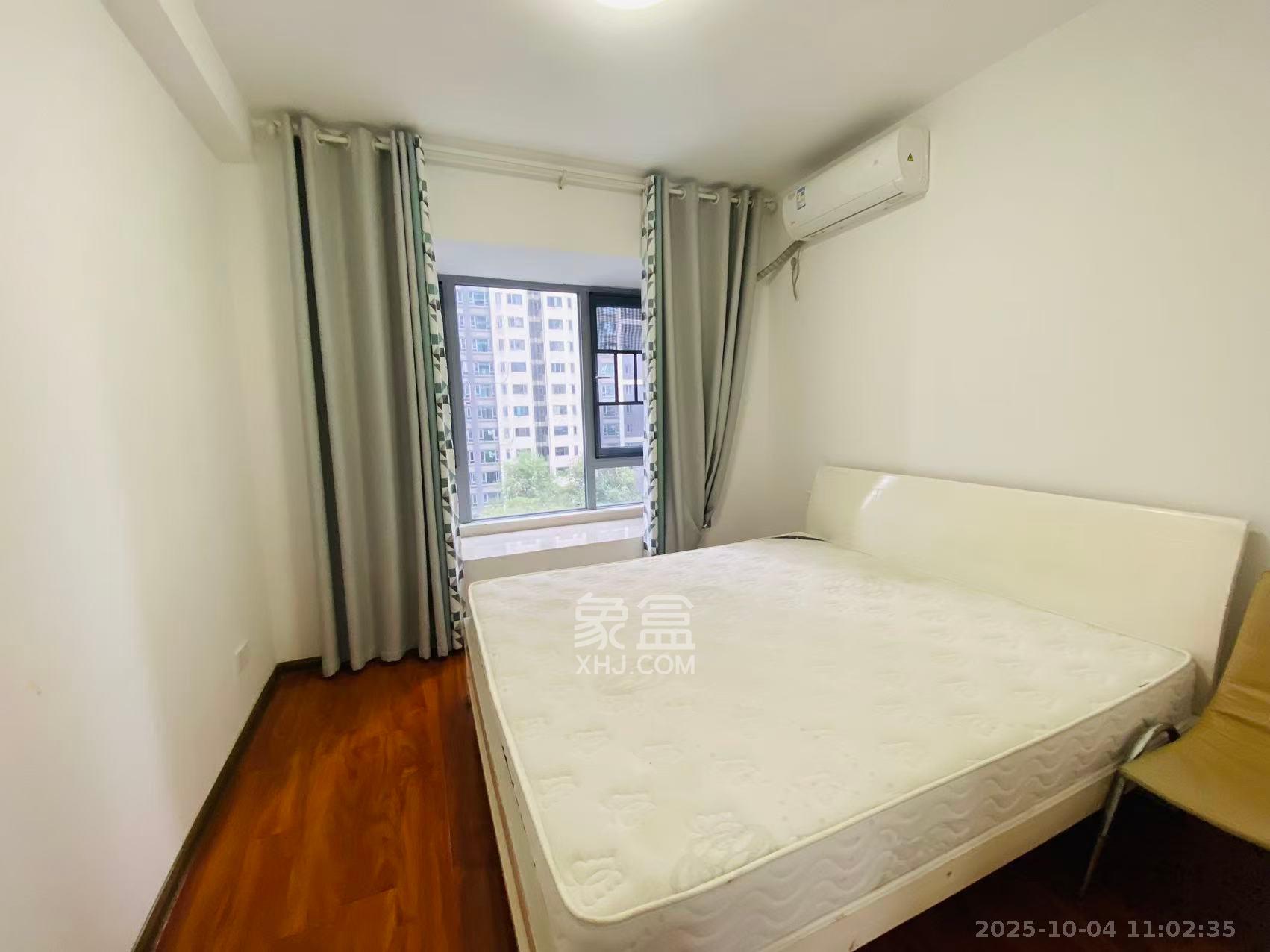 保利天禧D区  3室2厅1卫    3000.0元/月室内图