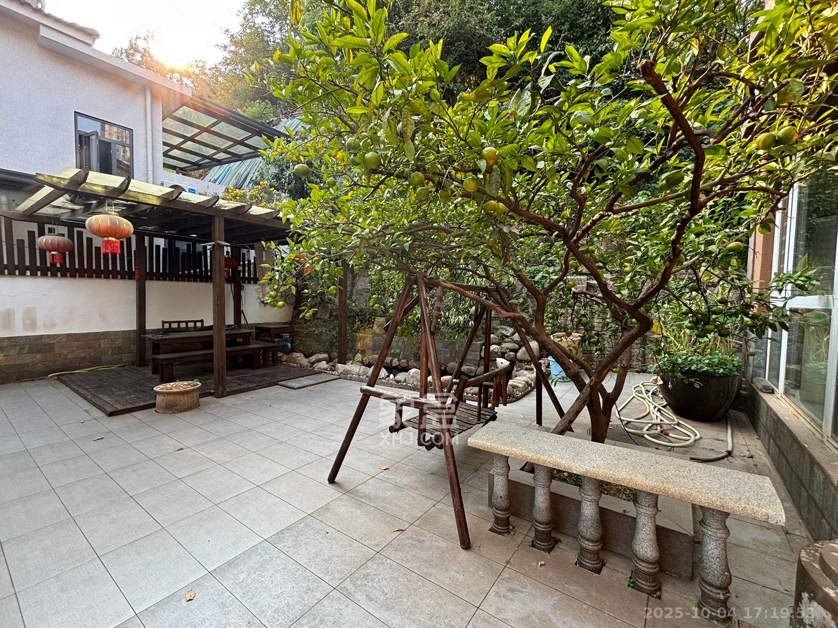 御景龙城  4室2厅2卫   6500.00元/月