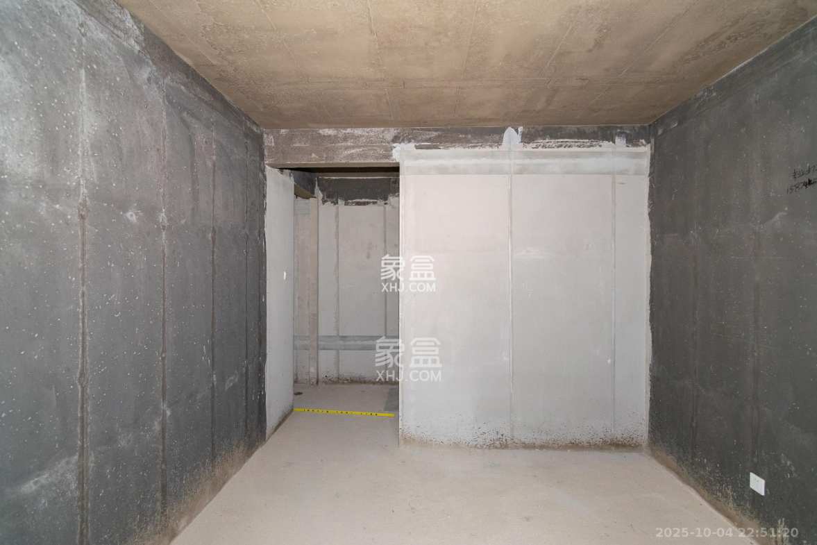 澳海云天赋  3室2厅2卫    63.0万 澳海云天赋  3室2厅2卫    63.0万卧室