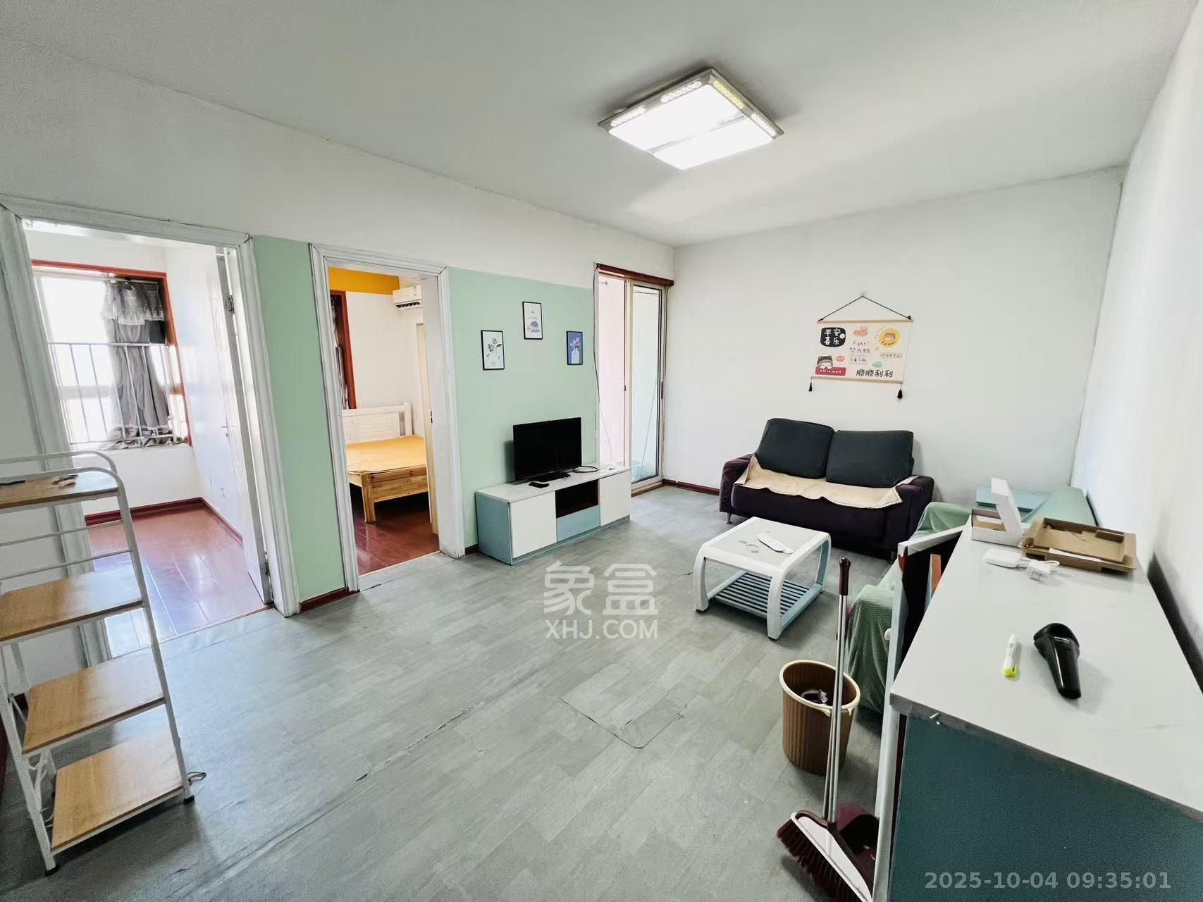 白沙晶城  2室1厅1卫    1800.0元/月室内图1