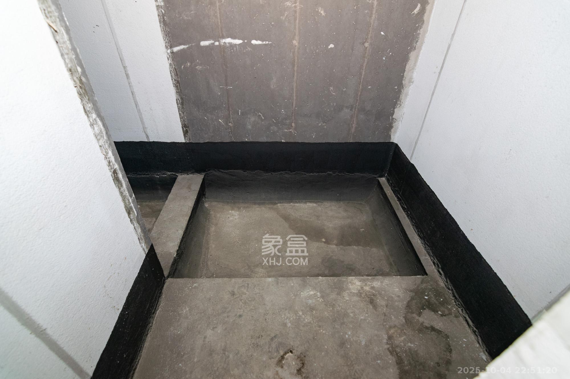 澳海云天赋  3室2厅2卫    63.0万卫生间