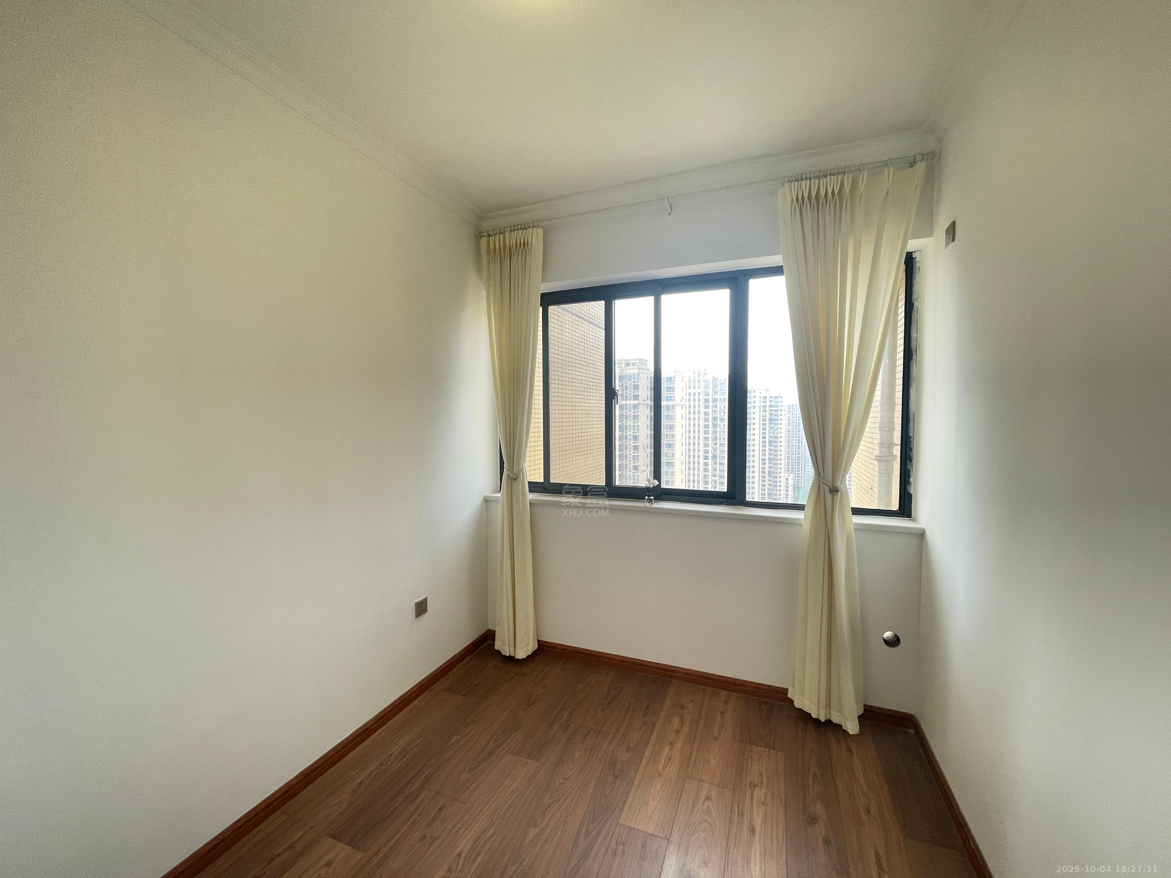 壹品熙园 4室2厅2卫 2300.0元/月 壹品熙园 4室2厅2卫 2300.0元/月室内图