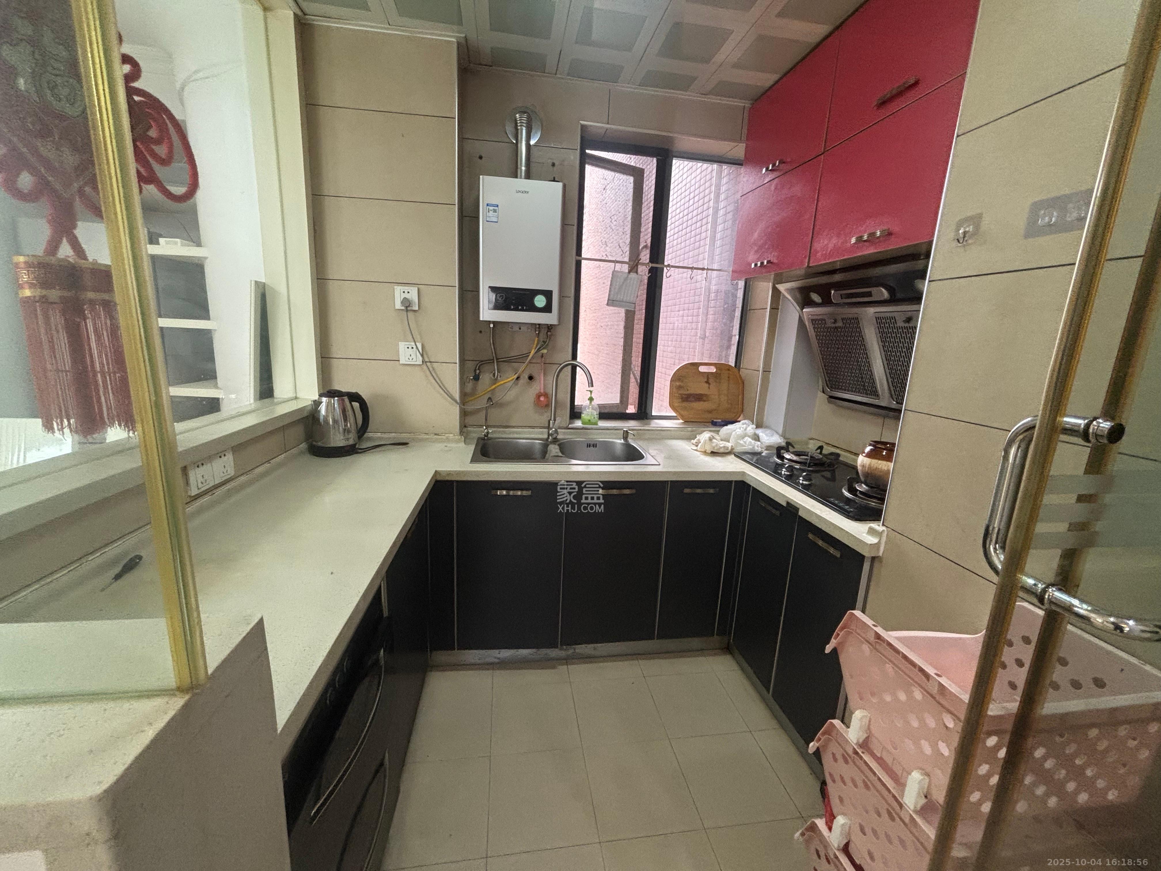 滨江君悦香邸  3室2厅1卫    3300.0元/月室内图