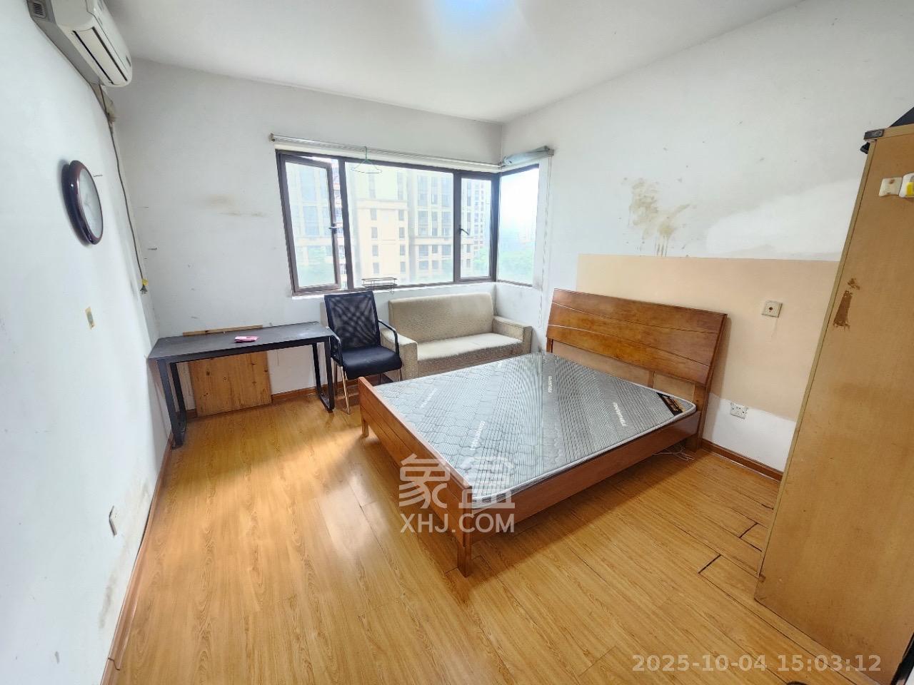 南山雍江汇（滨江国际新城）  4室2厅2卫    3100.0元/月室内图