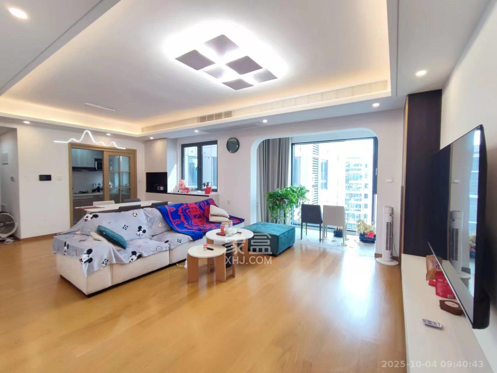 清控湖山雅居南区  4室2厅2卫    3500.0元/月 清控湖山雅居南区  4室2厅2卫    3500.0元/月