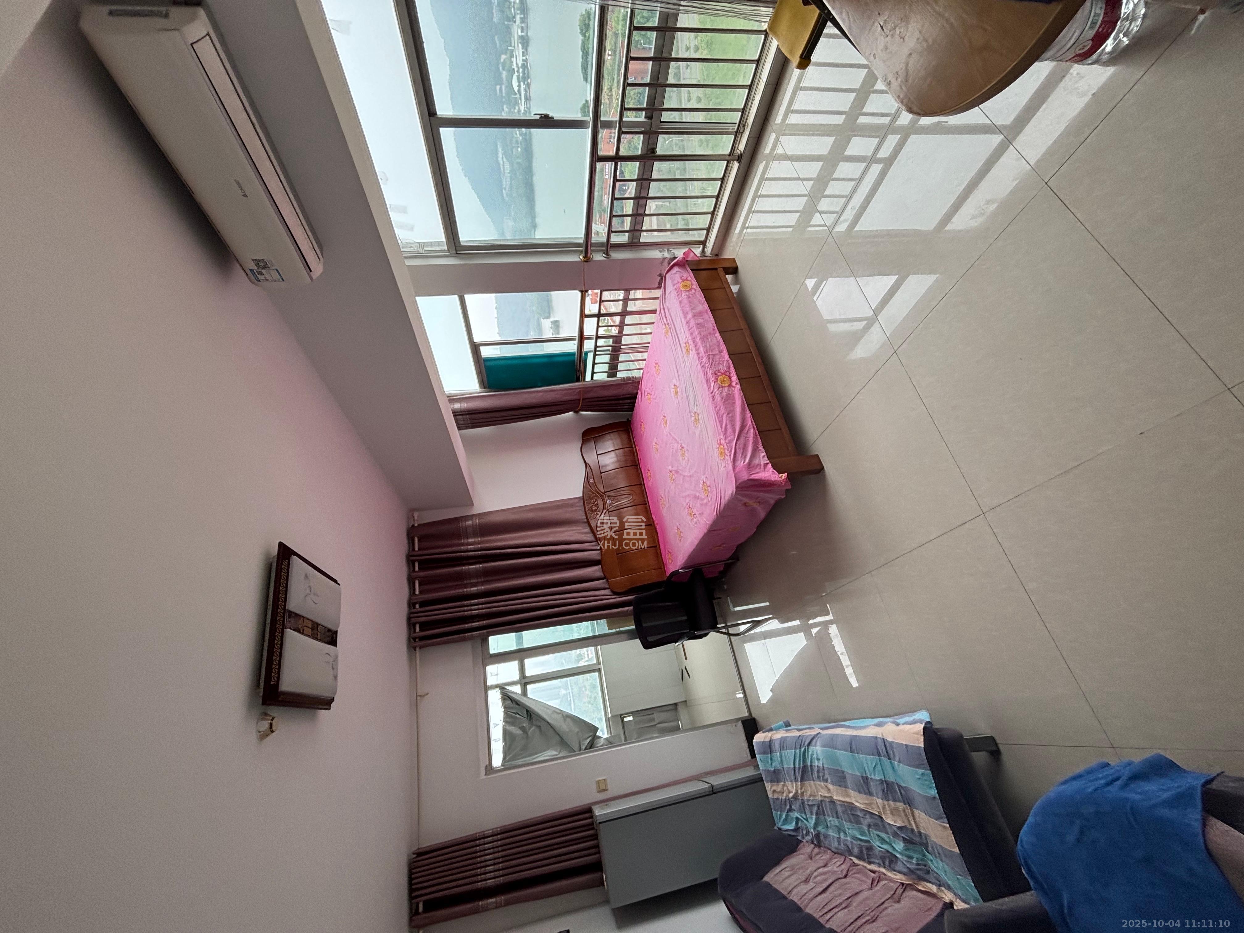 观湖公寓  1室1厅1卫    1600.0元/月室内图