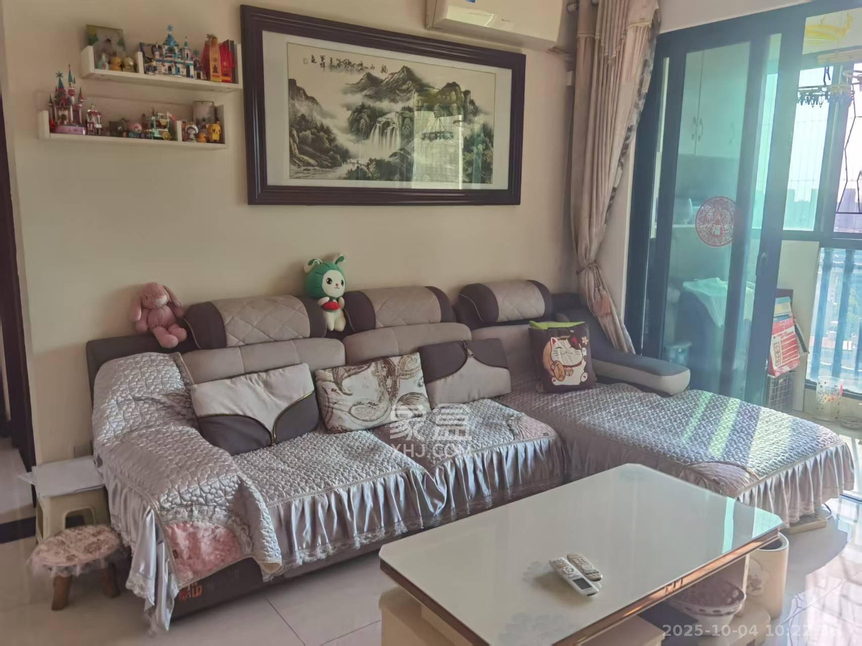 恒大翡翠华庭 2室2厅1卫 2000.0元/月 恒大翡翠华庭 2室2厅1卫 2000.0元/月室内图