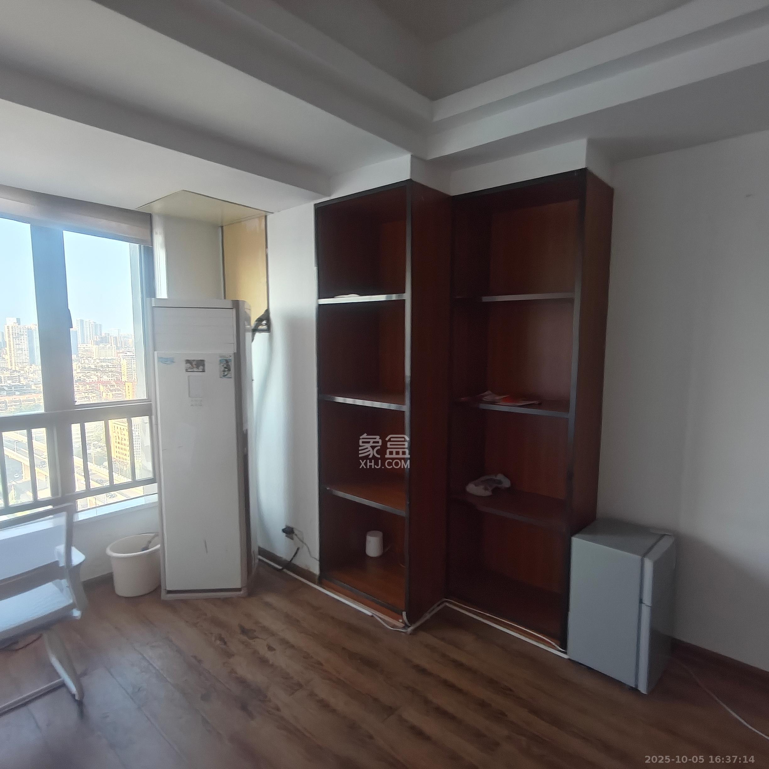 湘域相遇  1室1厅1卫    2000.0元/月室内图